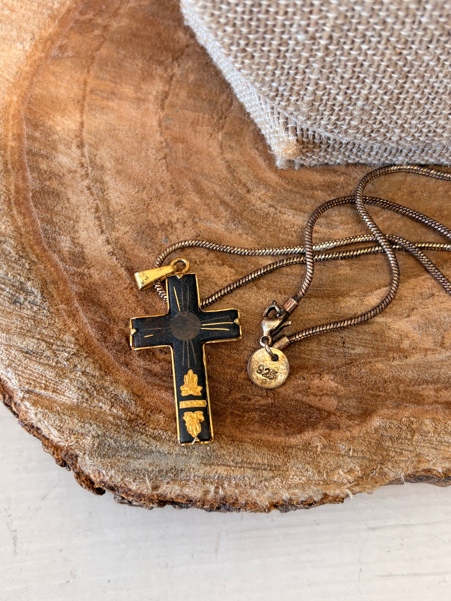 Vtg 925 Black & Gold Tone Cross Necklace