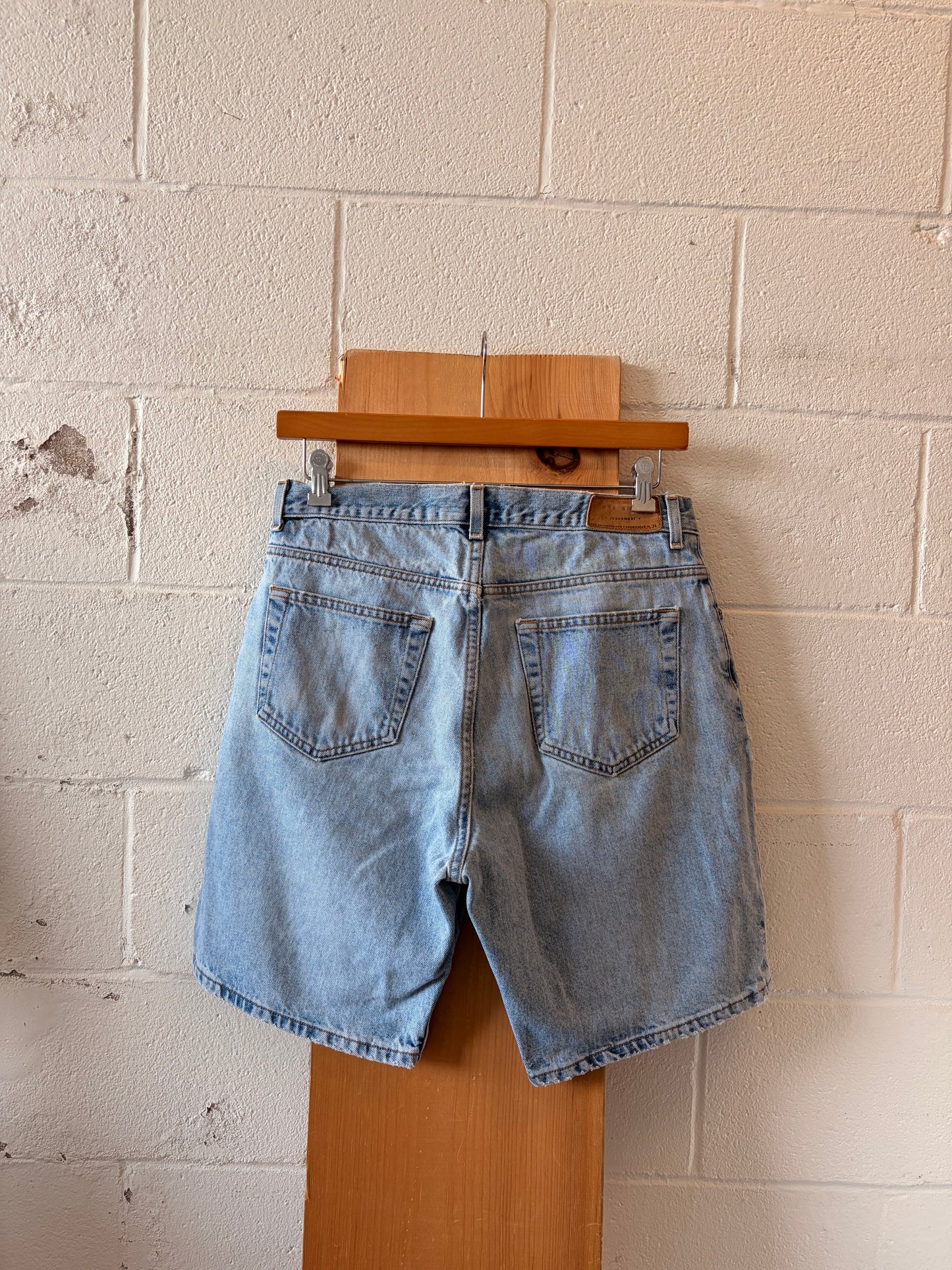 Classic Light Wash Denim Shorts : 34