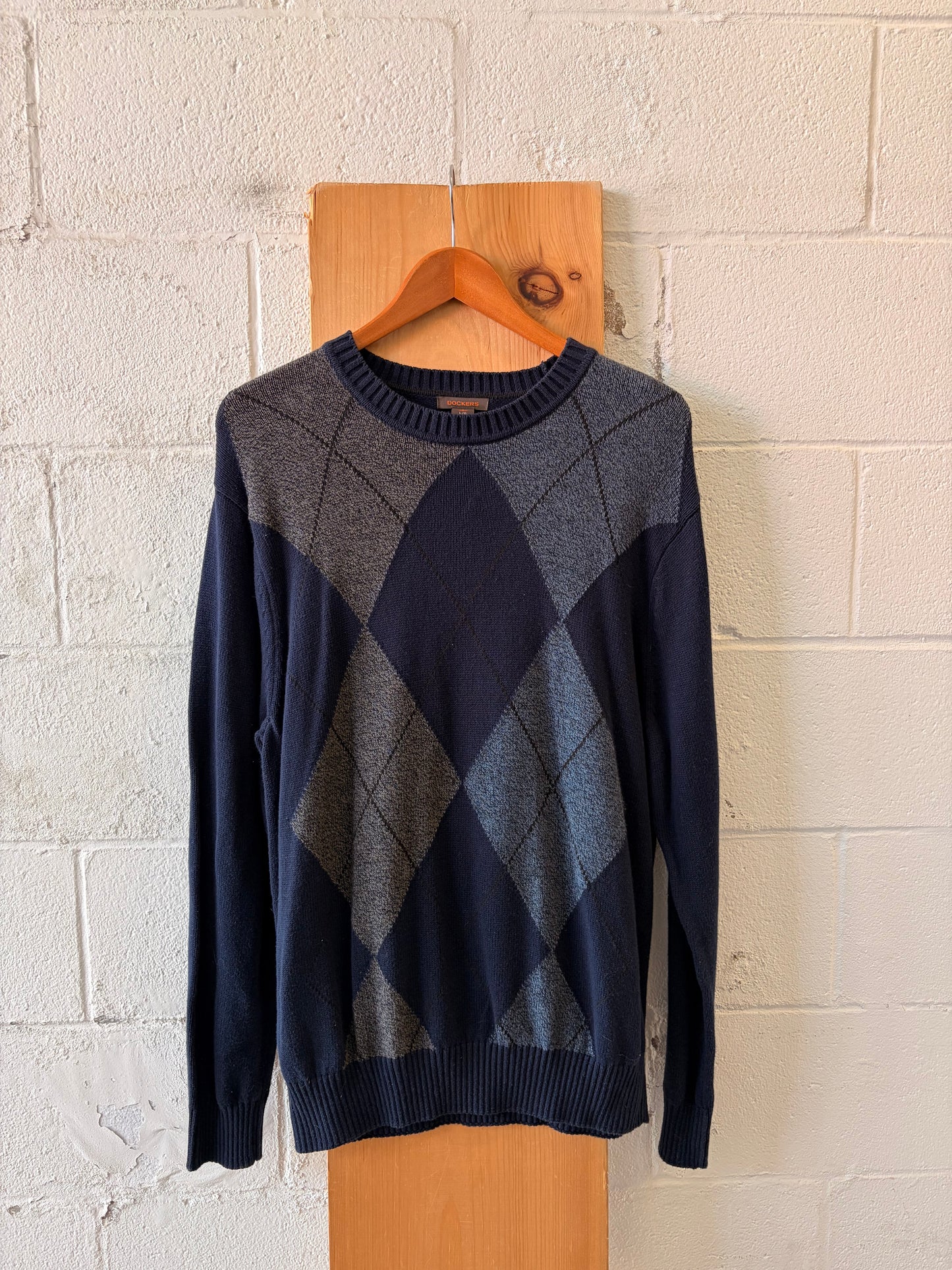 Navy Diamond Patterned Sweater : L
