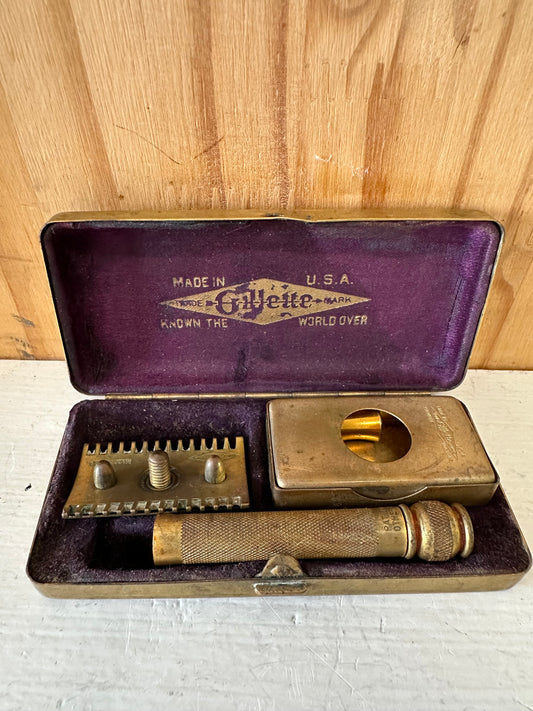 Vtg Shave Kit