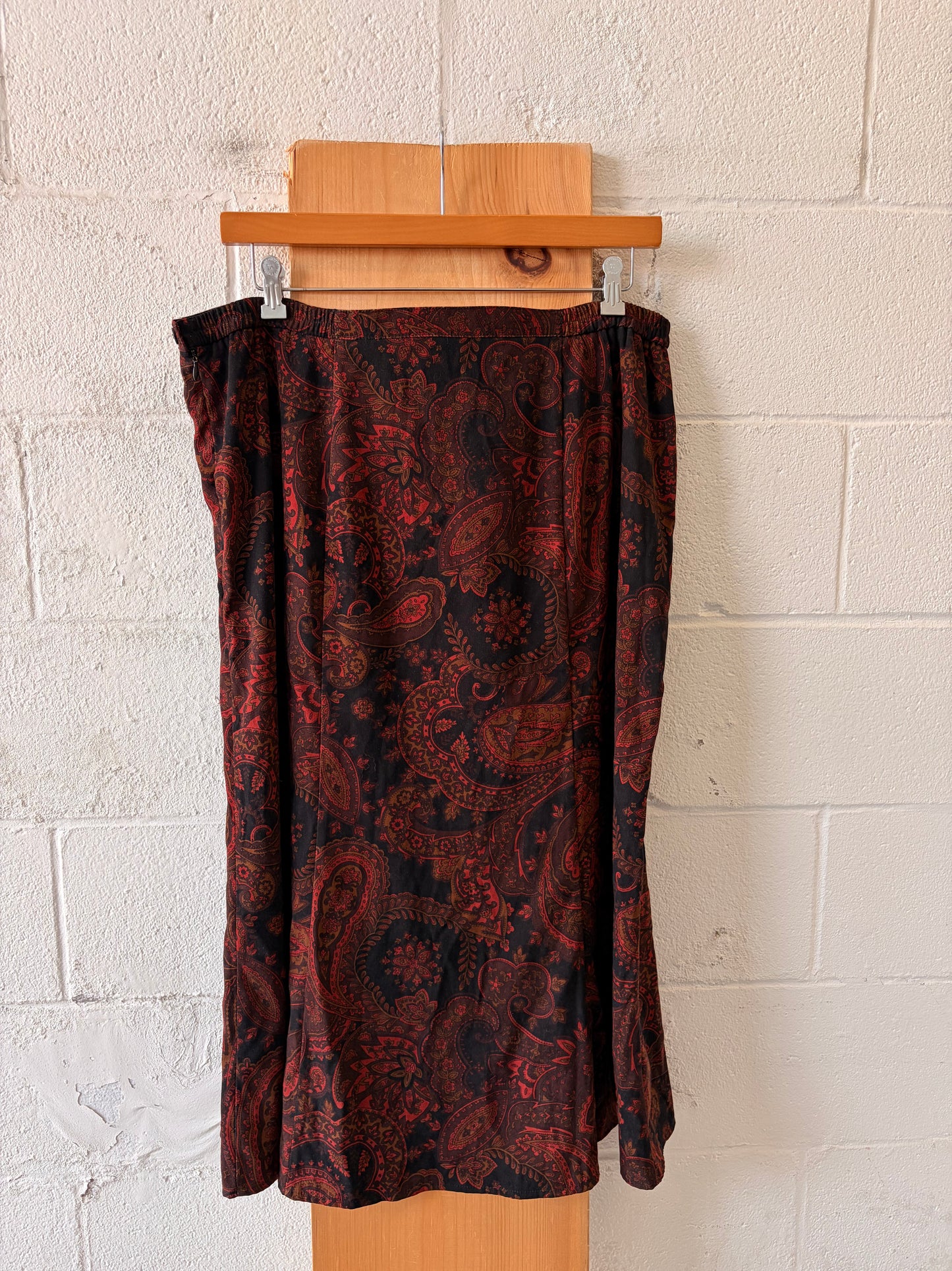 Paisley Patterned Skirt : XL