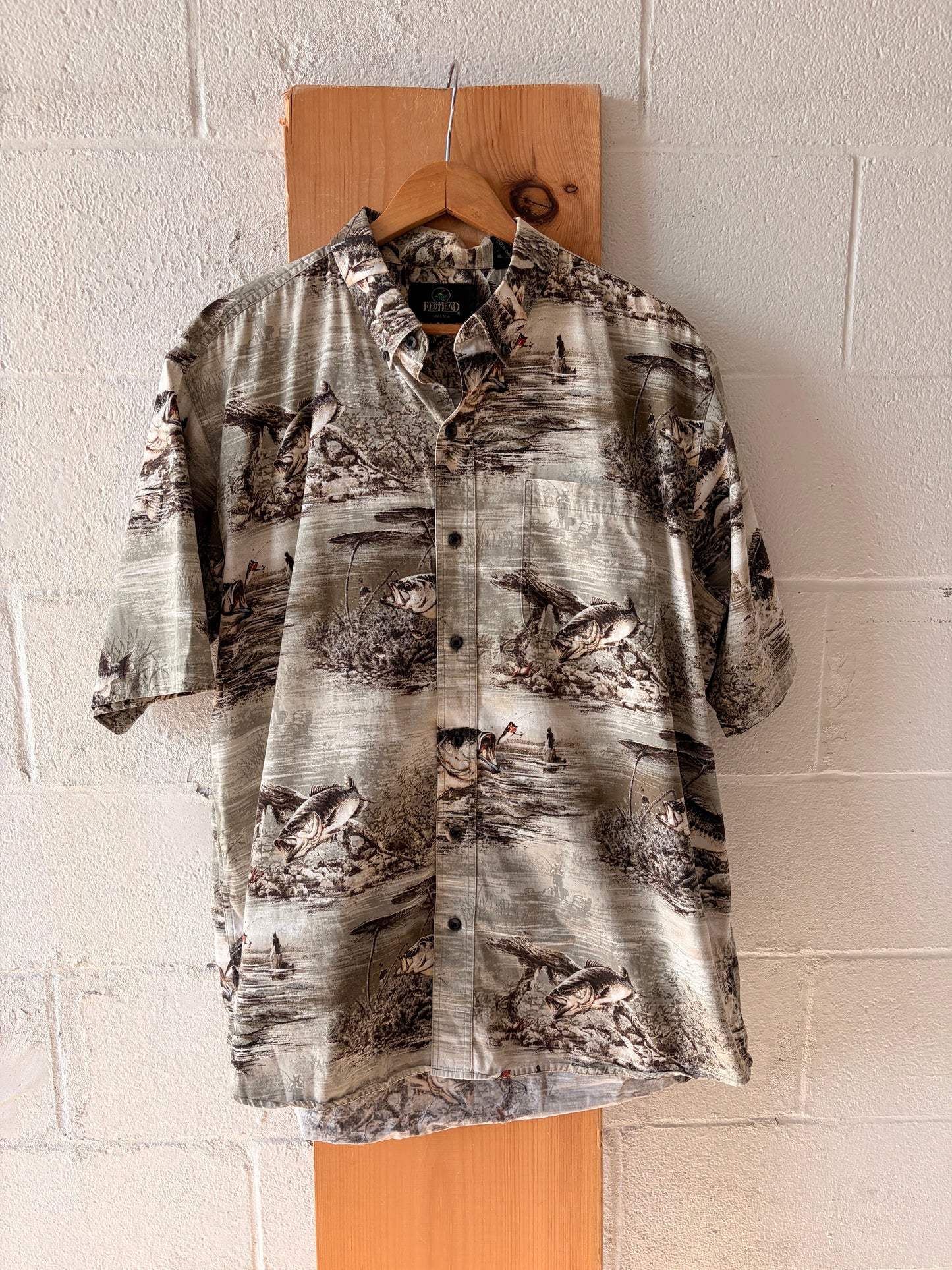 Short Sleeve Fish Patterned Button Up : XL