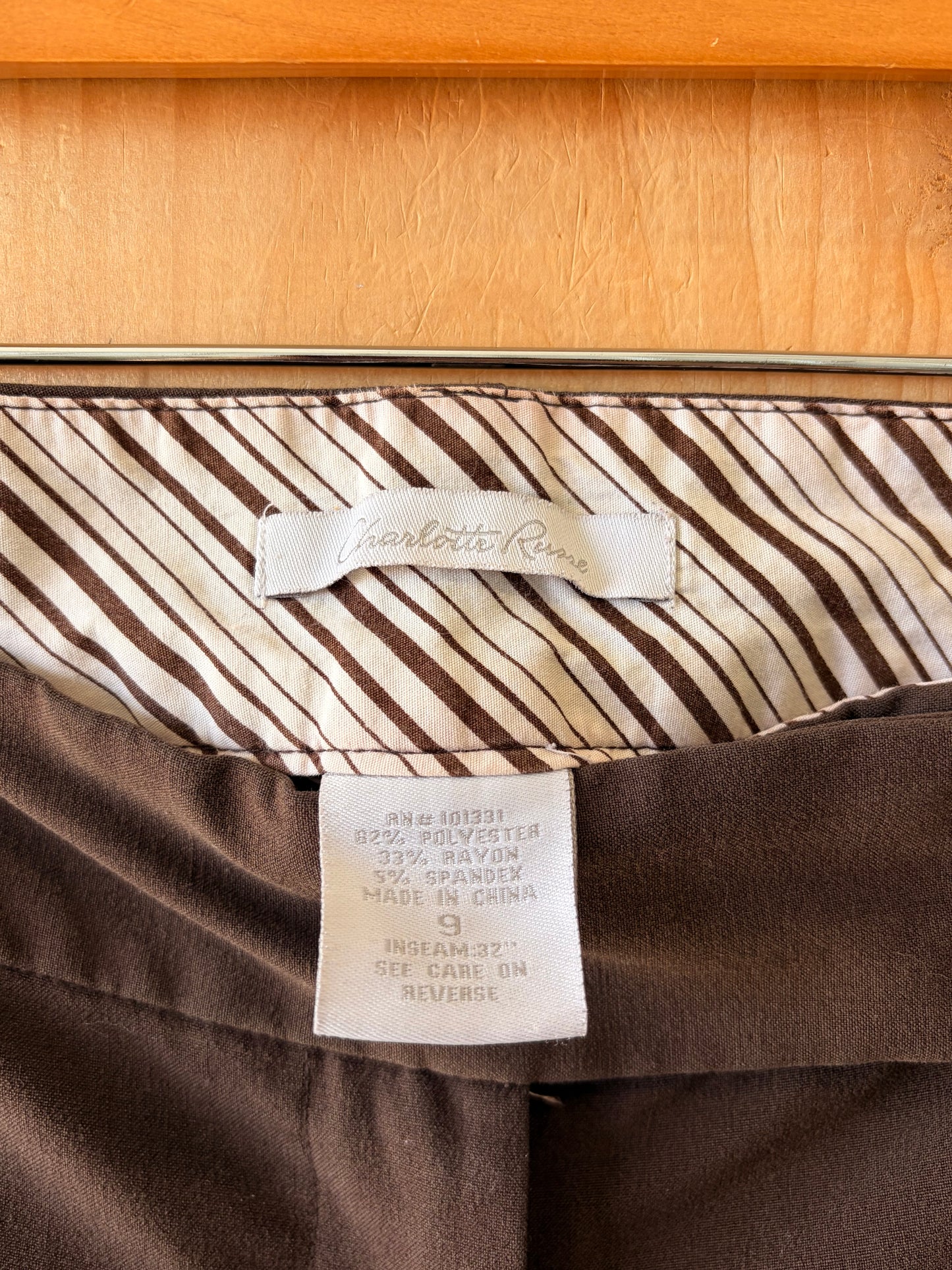 Long Cuffed Brown Shorts : 9