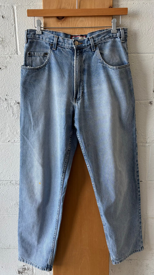 Light Wash Jeans : 34” W