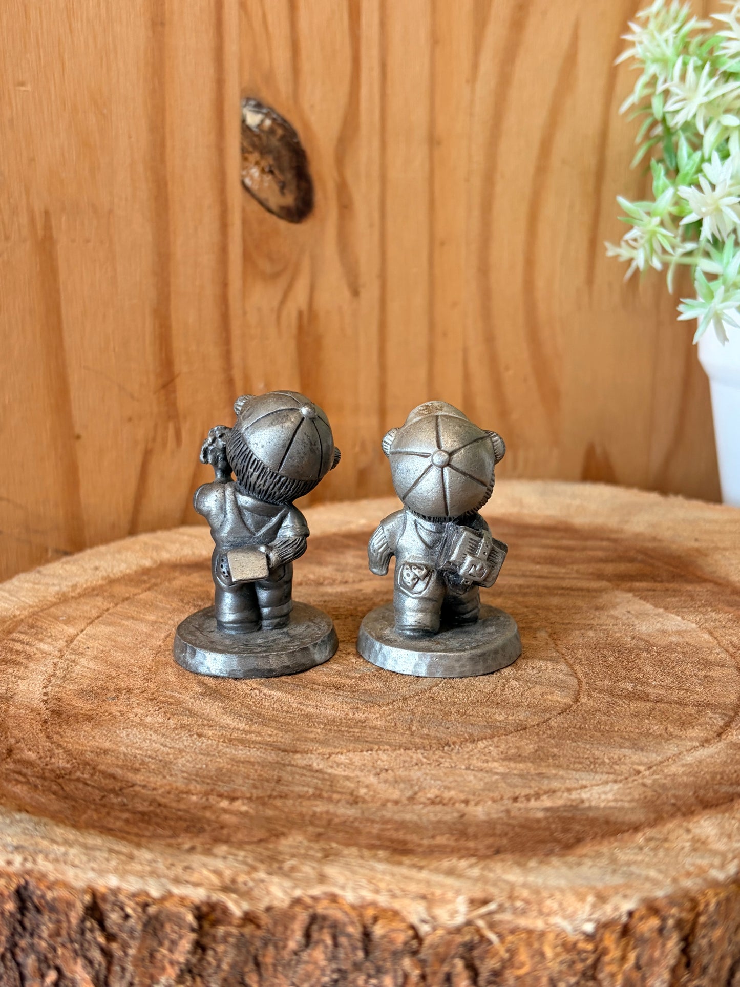 Vtg Avon Pewter School Bear Figurines