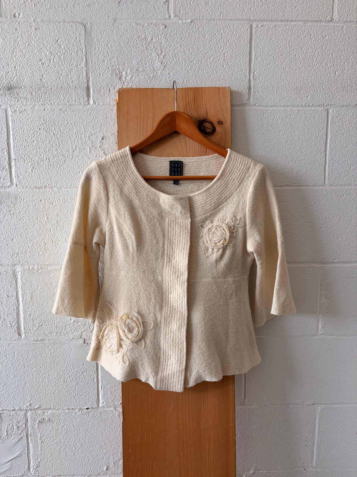 Floral Ivory Wool Cardigan : M