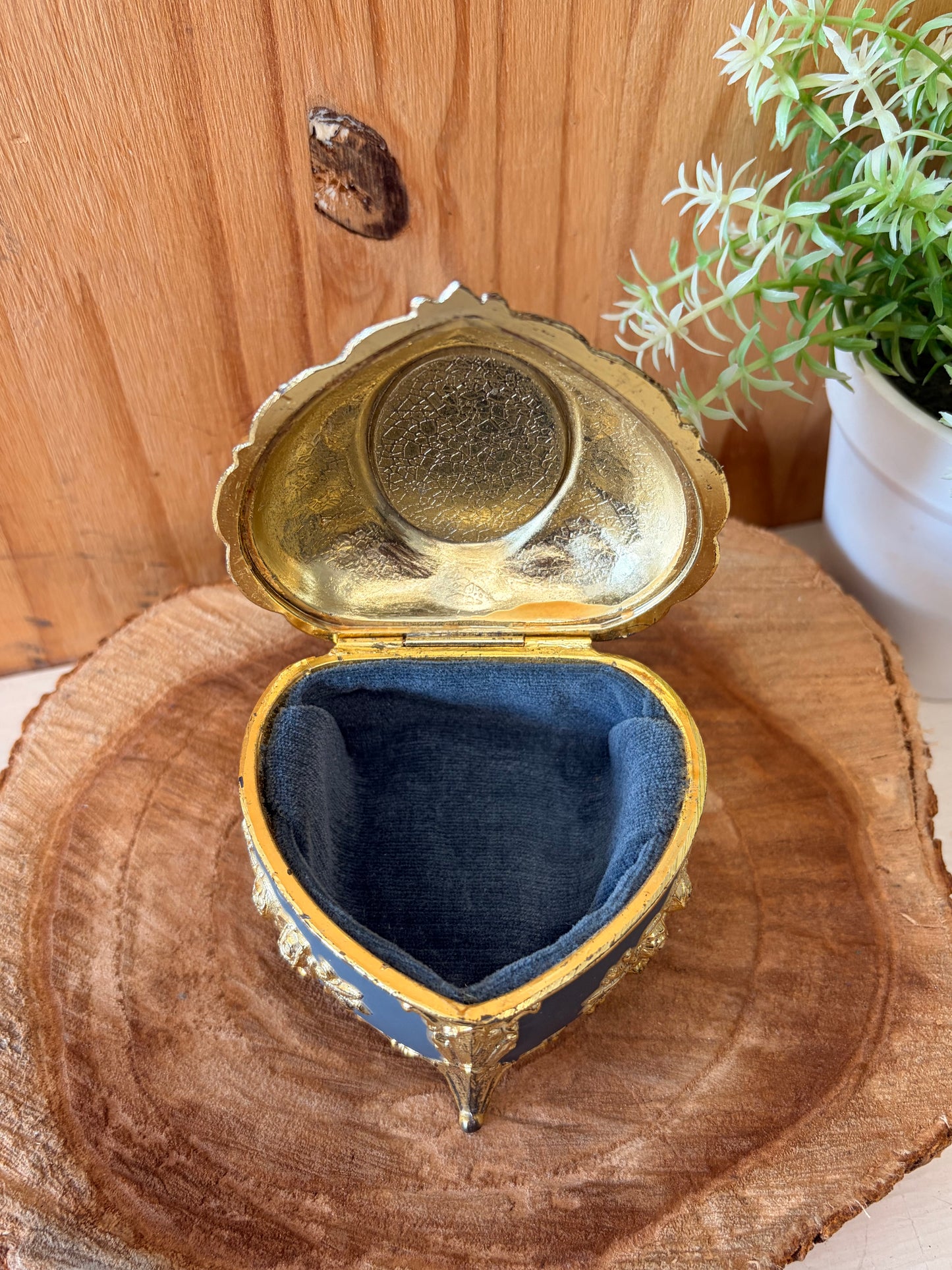 Heart Shaped Cameo Trinket Box (Local Pick Up Only)