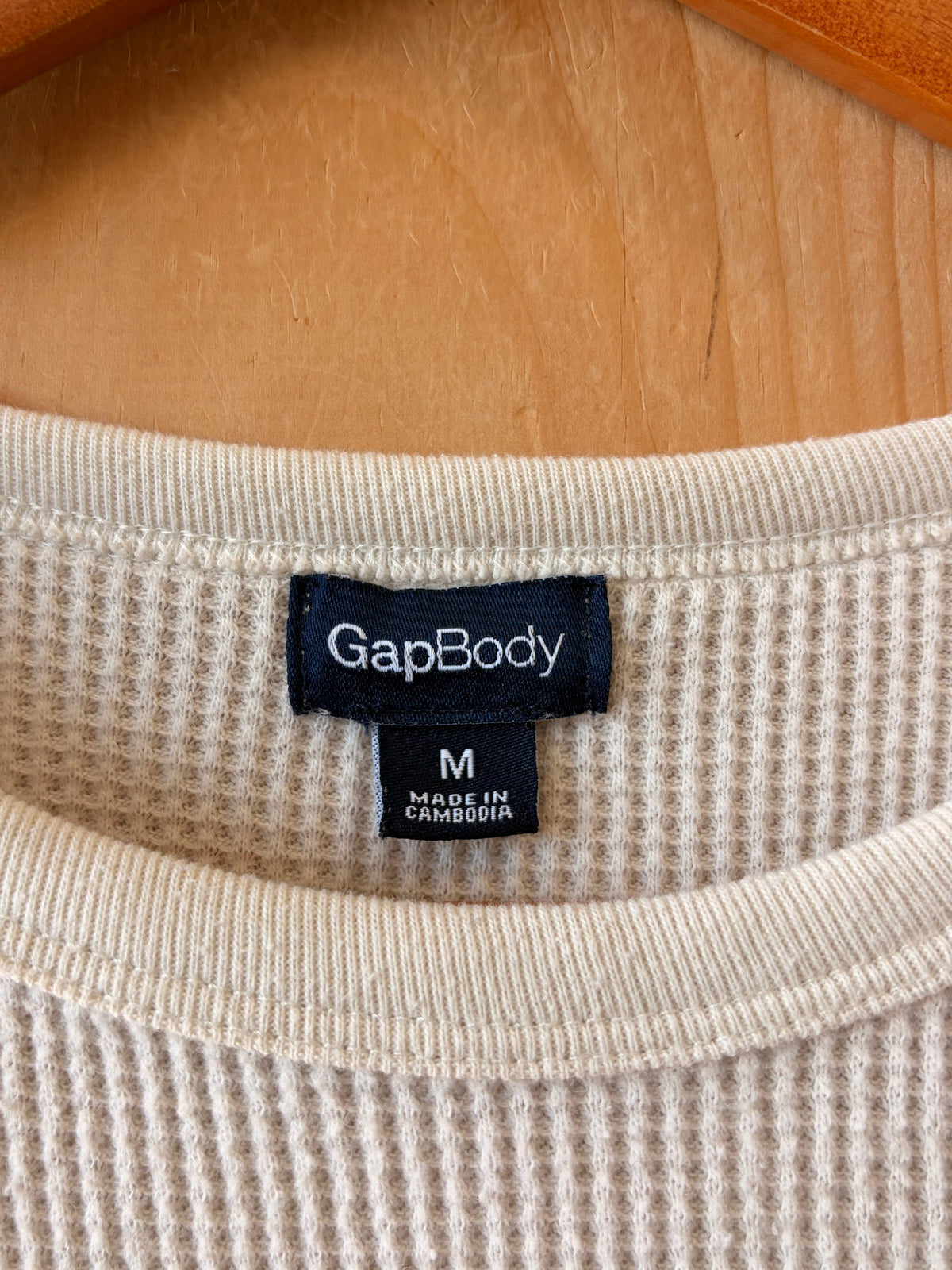 Gap Waffle Knit Tee : M