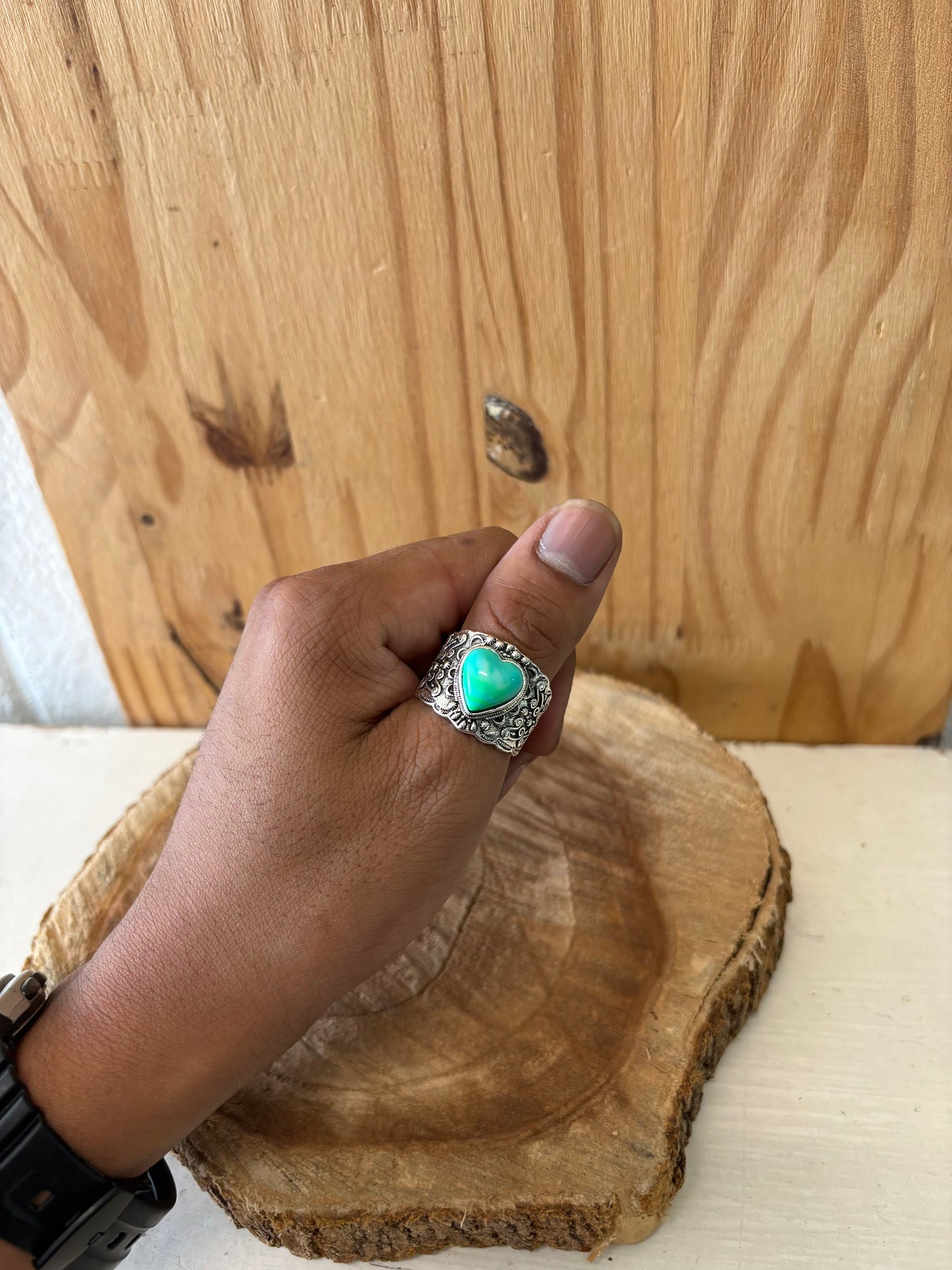 Silver Tone Heart Ring : Size 10