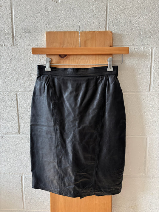 Vtg Black Leather Skirt : S/M