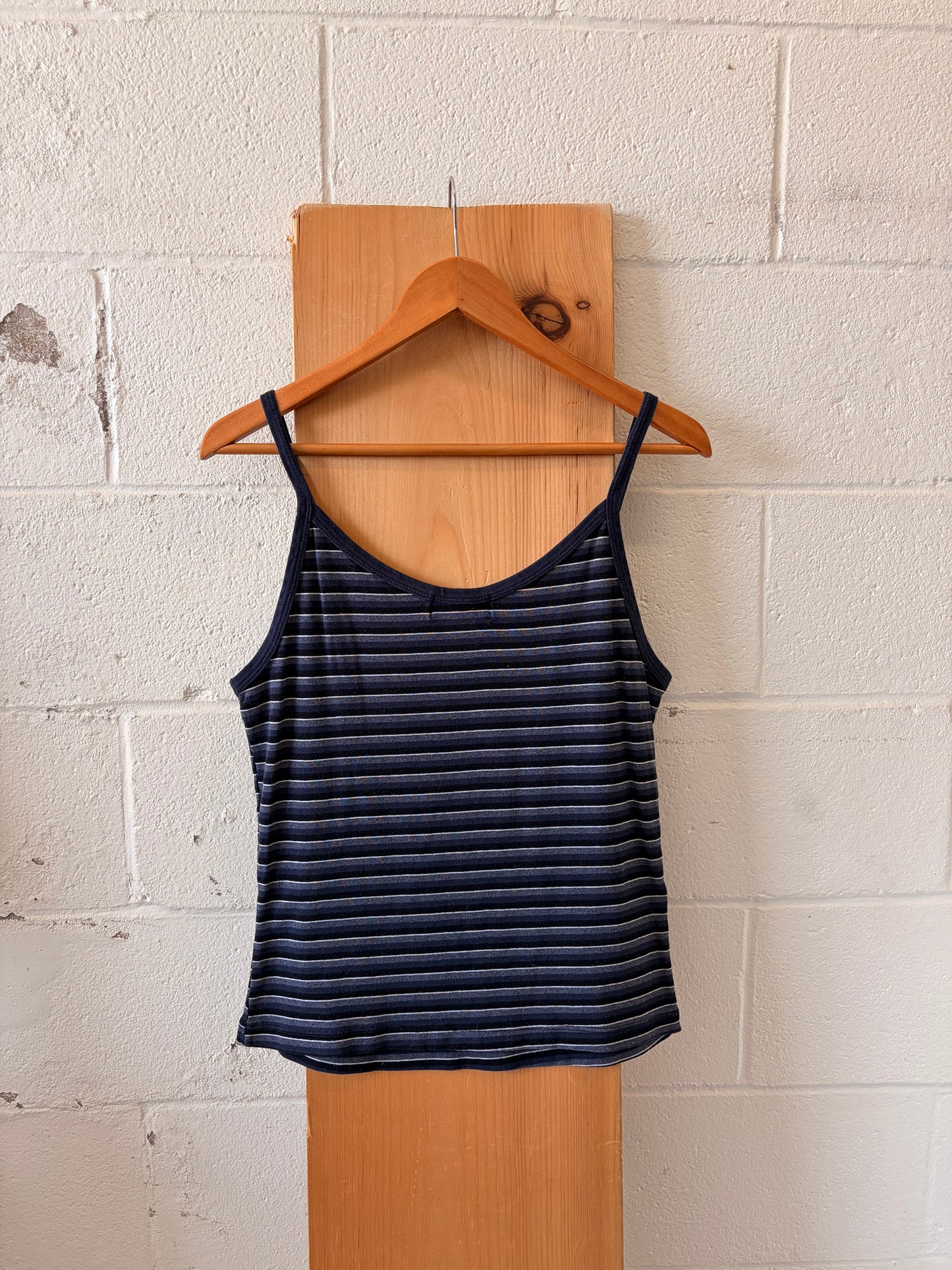 Striped Navy Tank : L
