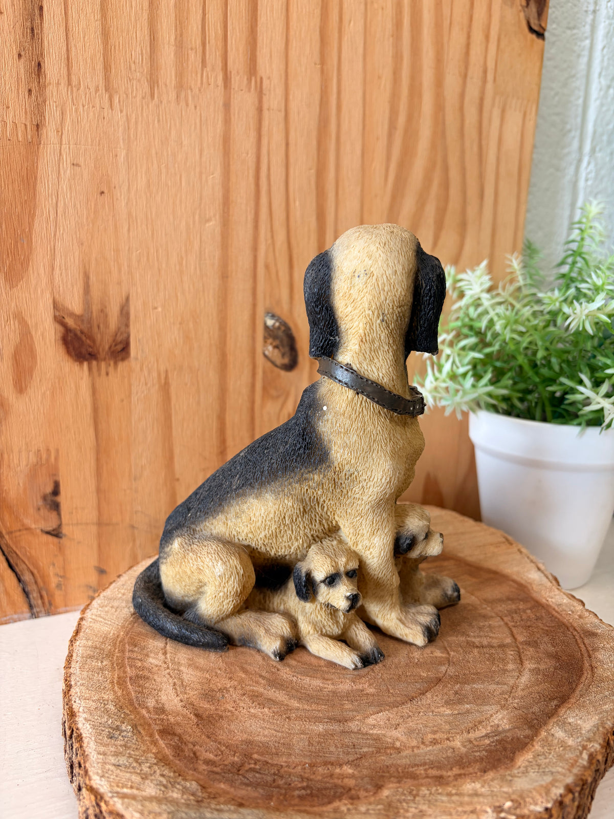 Mother Dog & Puppies Figure (Local Pick Up Only)