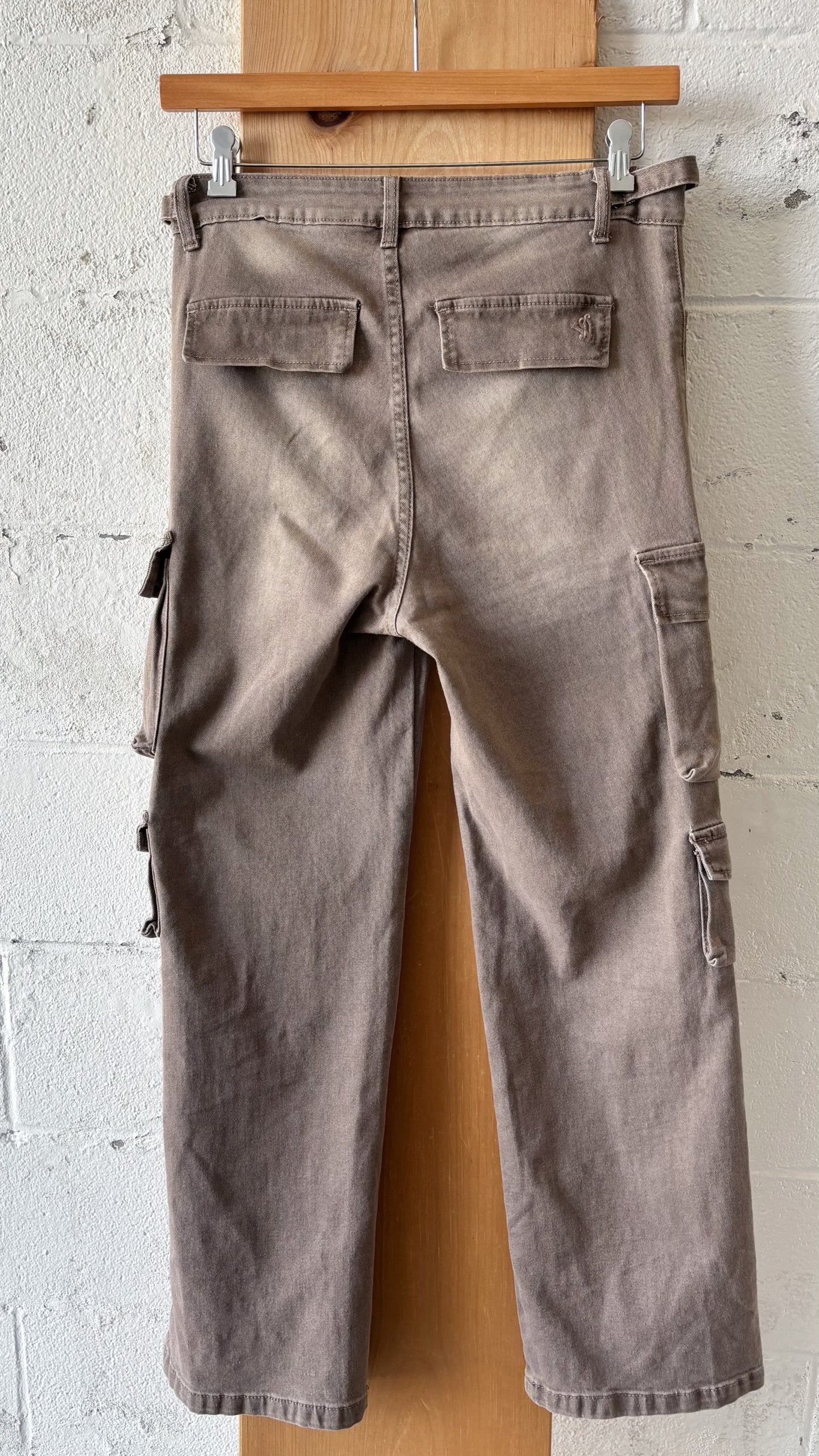 Brown Cargo Jeans : 34” W