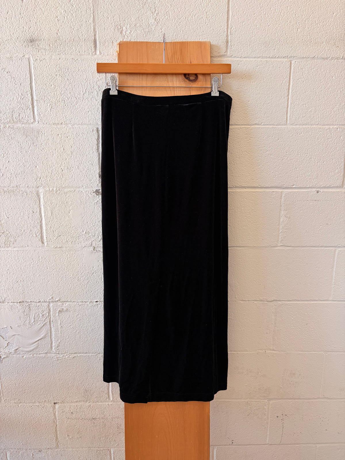 Vtg Black Velvet Maxi Skirt : XL
