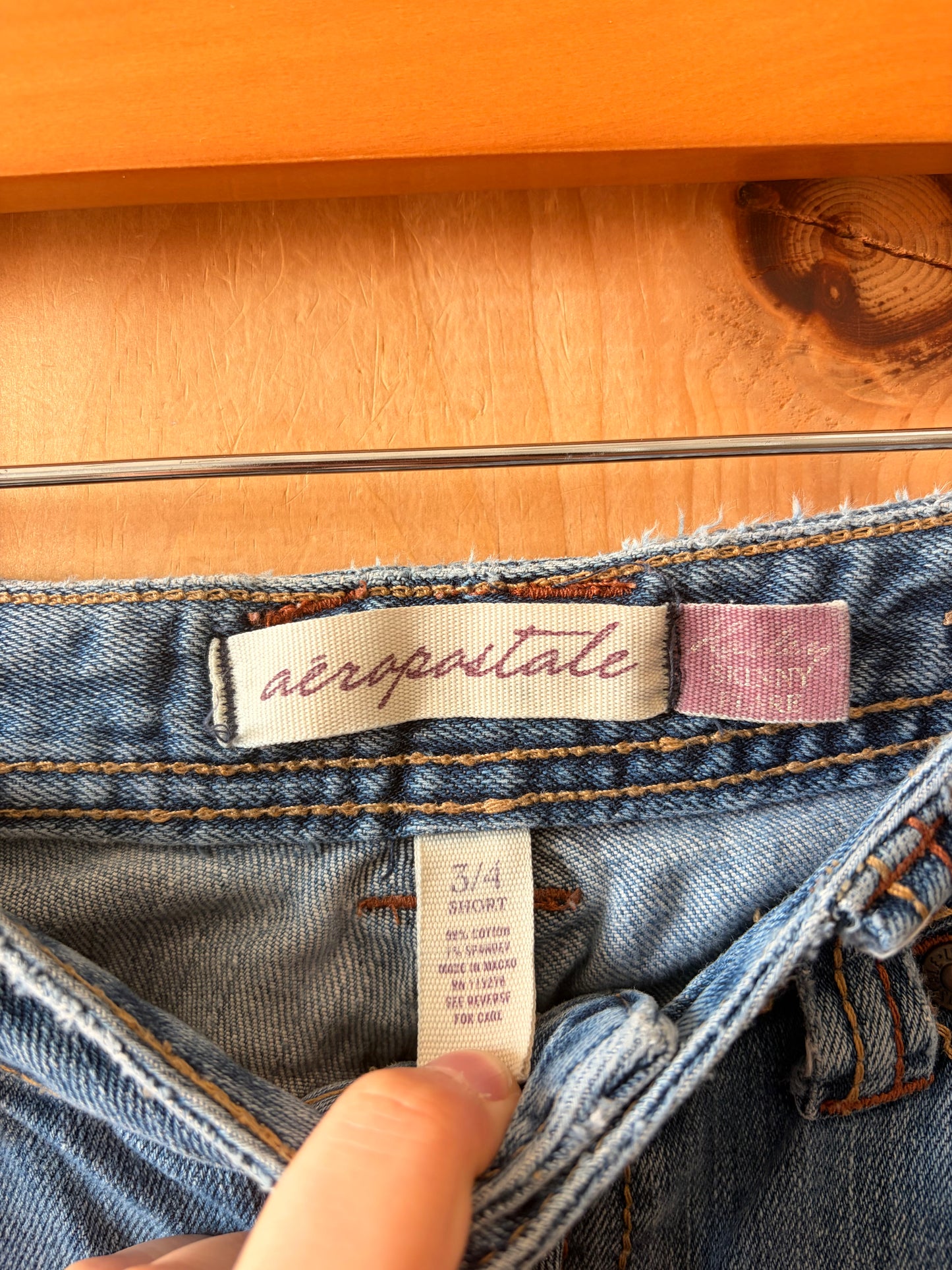 Aeropostale Light Wash Skinny Flare Jeans : 3/4 Short