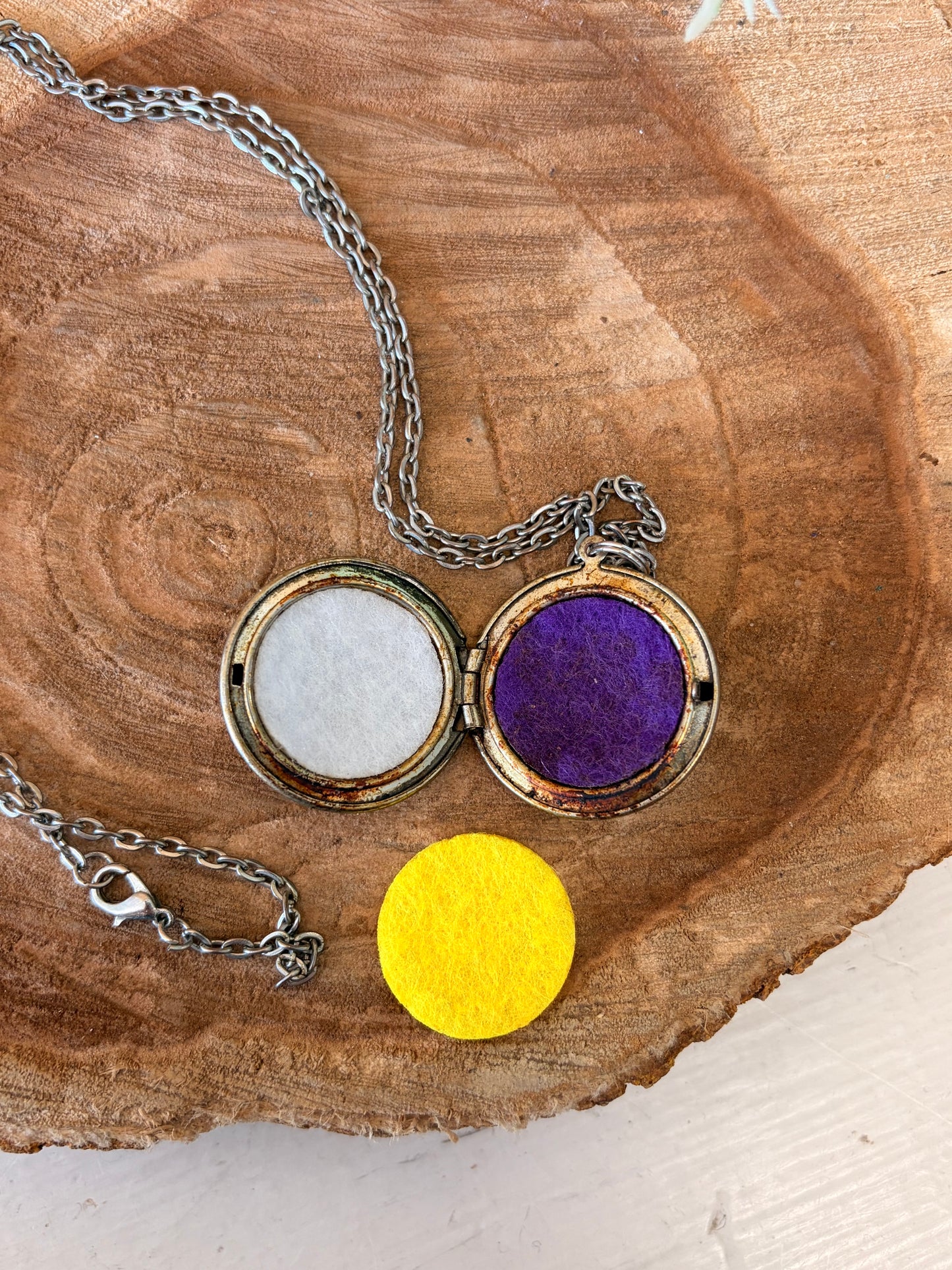 Aromatherapy Diffuser Locket Necklace