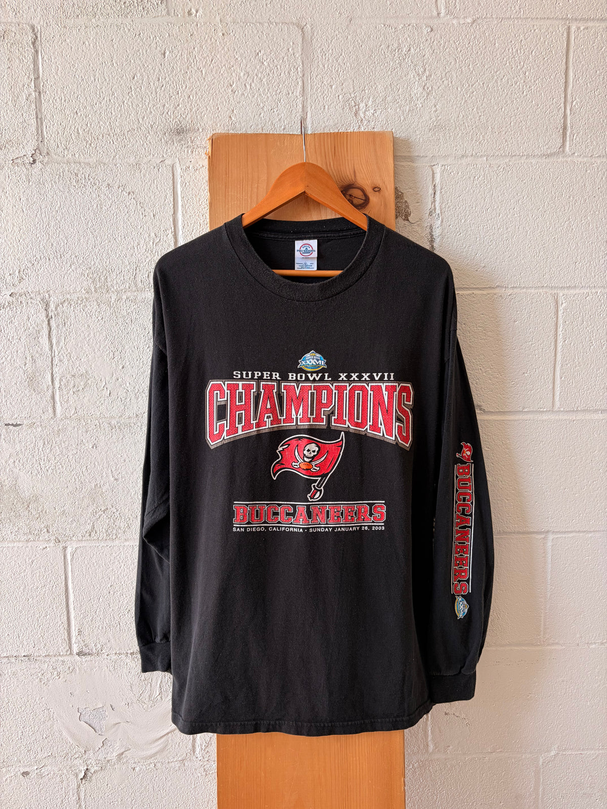 2003 Buccaneers Super Bowl Long Sleeve : XL