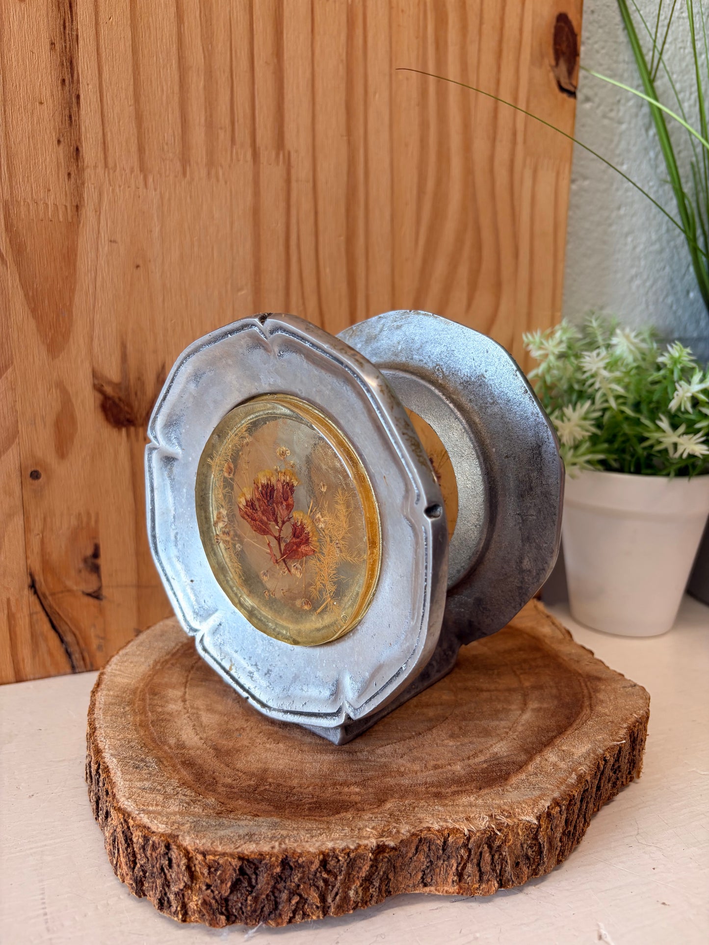 Floral Resin Napkin / Letter Holder (Local Pick Up Only)