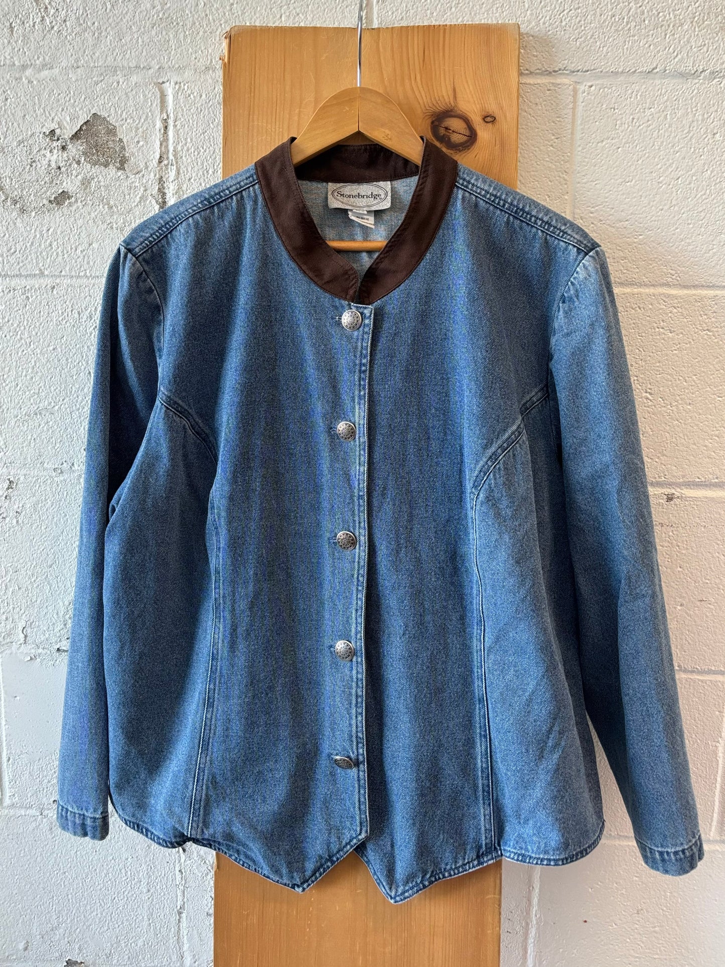 Collared Denim Jacket : 22W