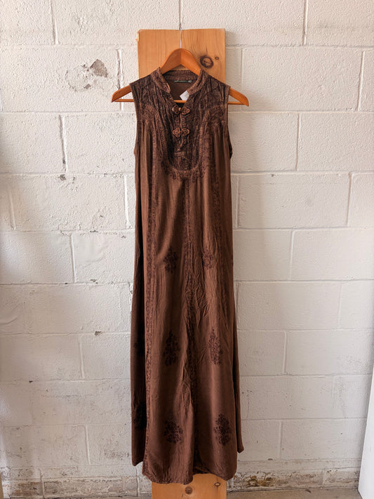 Embroidered Brown Maxi Dress : M