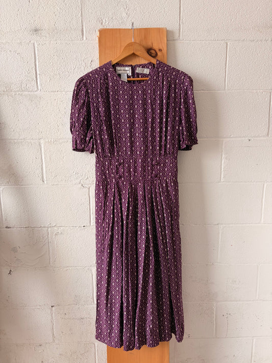 Floral Plum Pleated Dress : 16