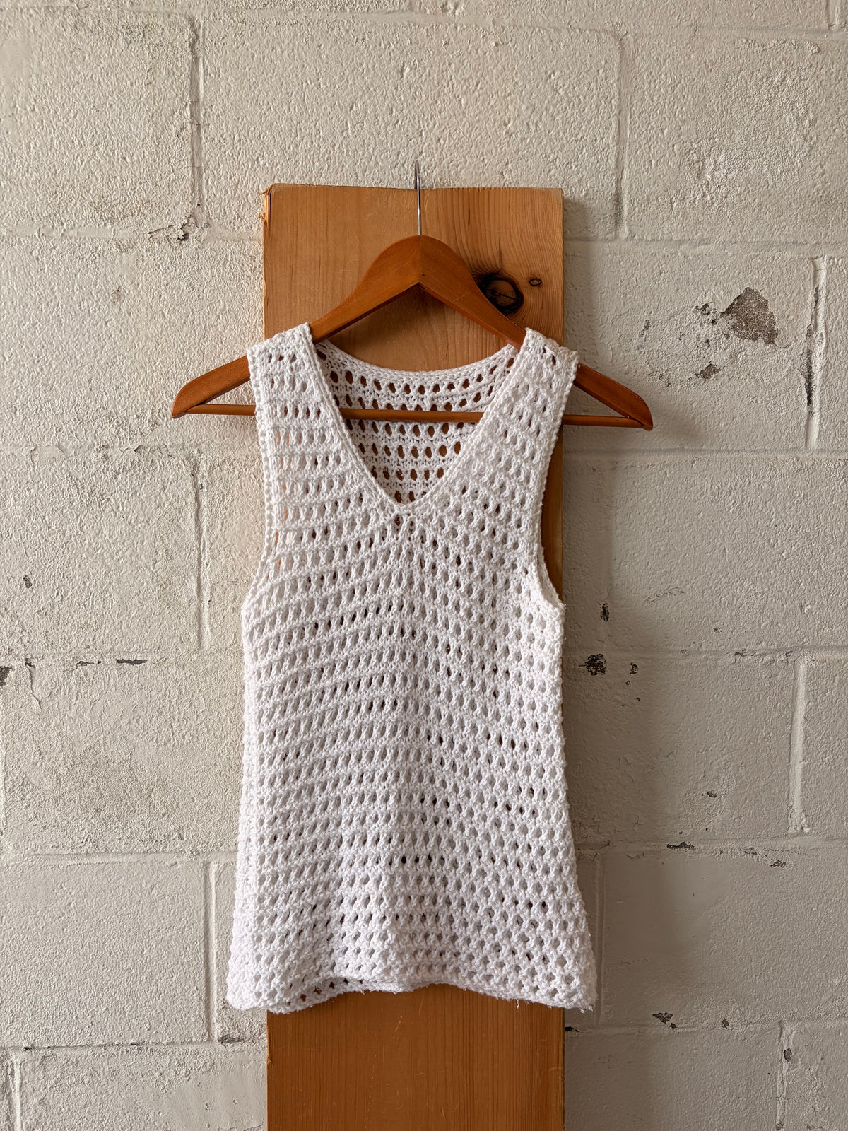 Metallic White Crochet Tank : XS