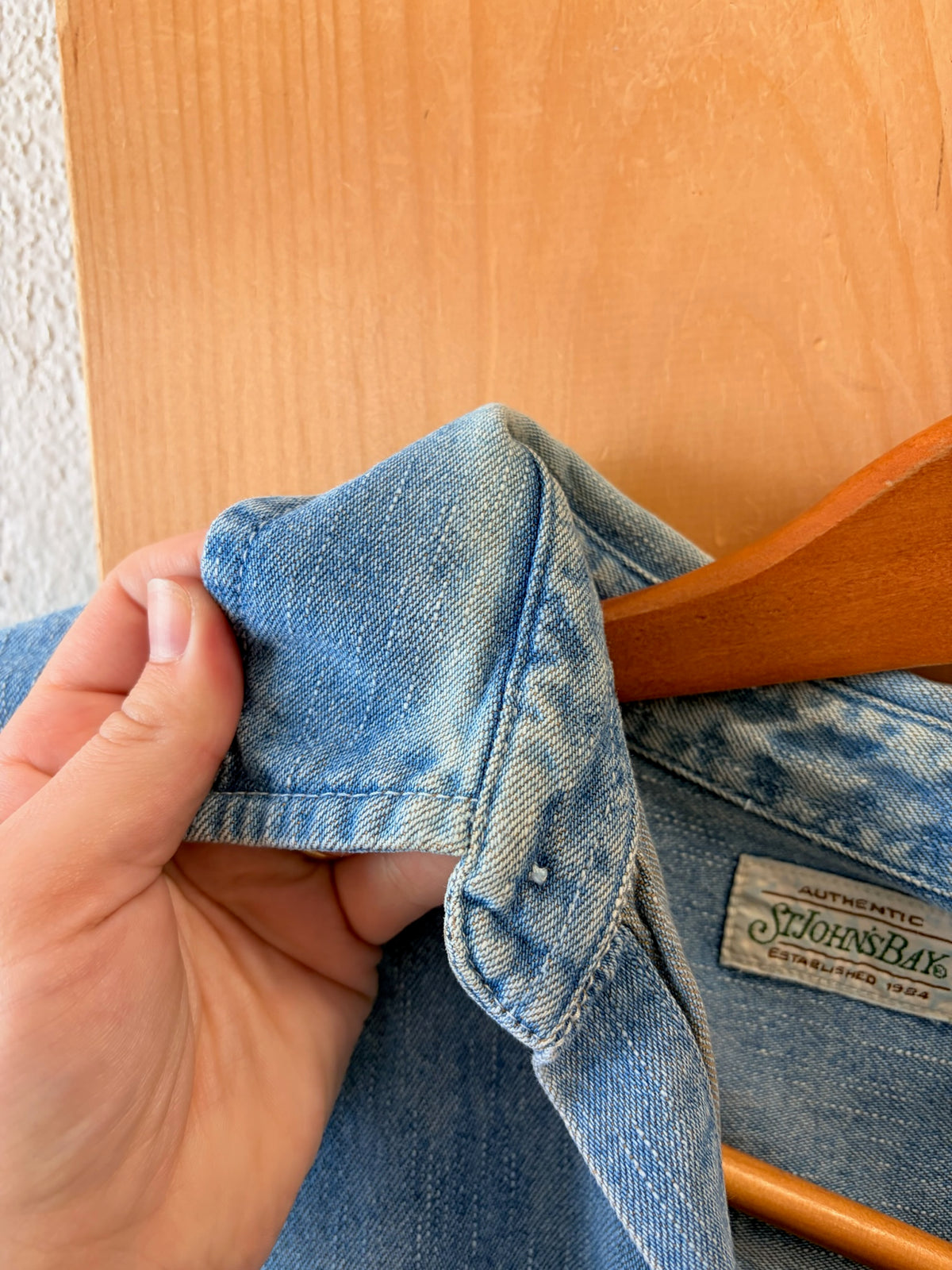 Vtg St John’s Bay Denim Button Up : M