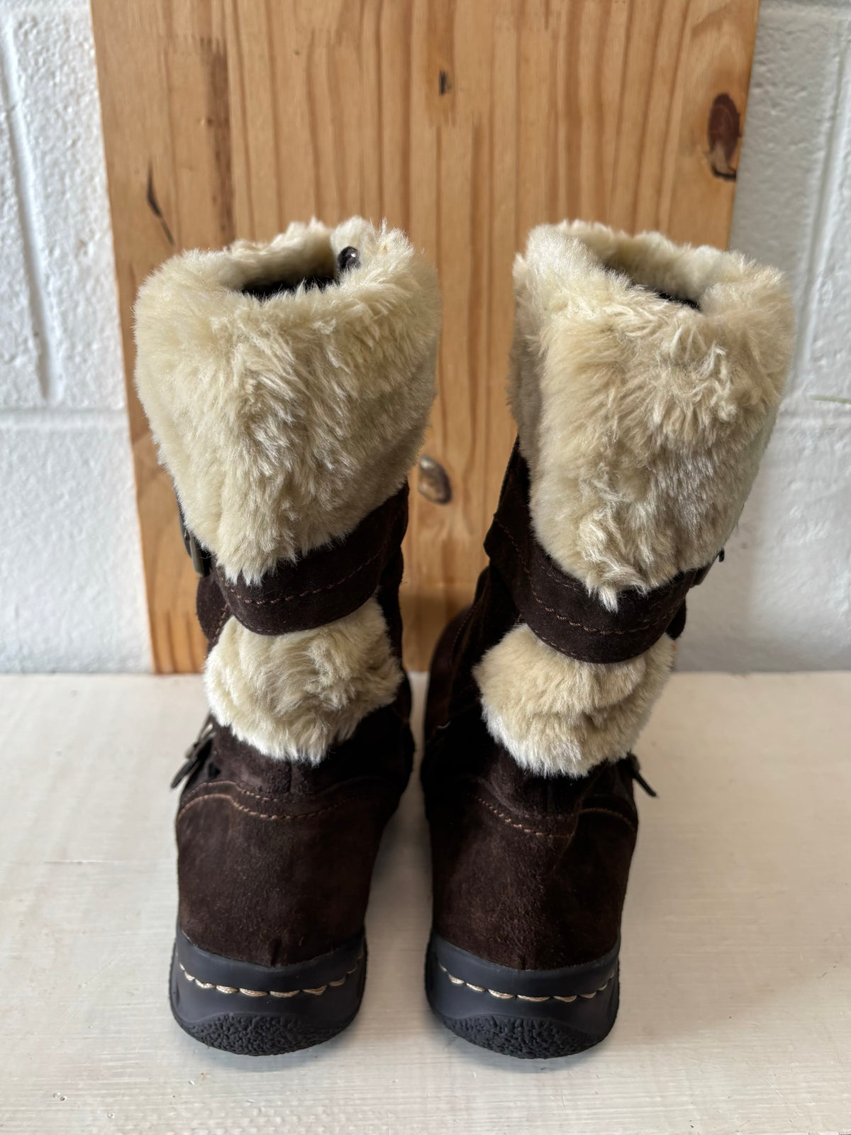 Brown Faux Fur Boots : 8
