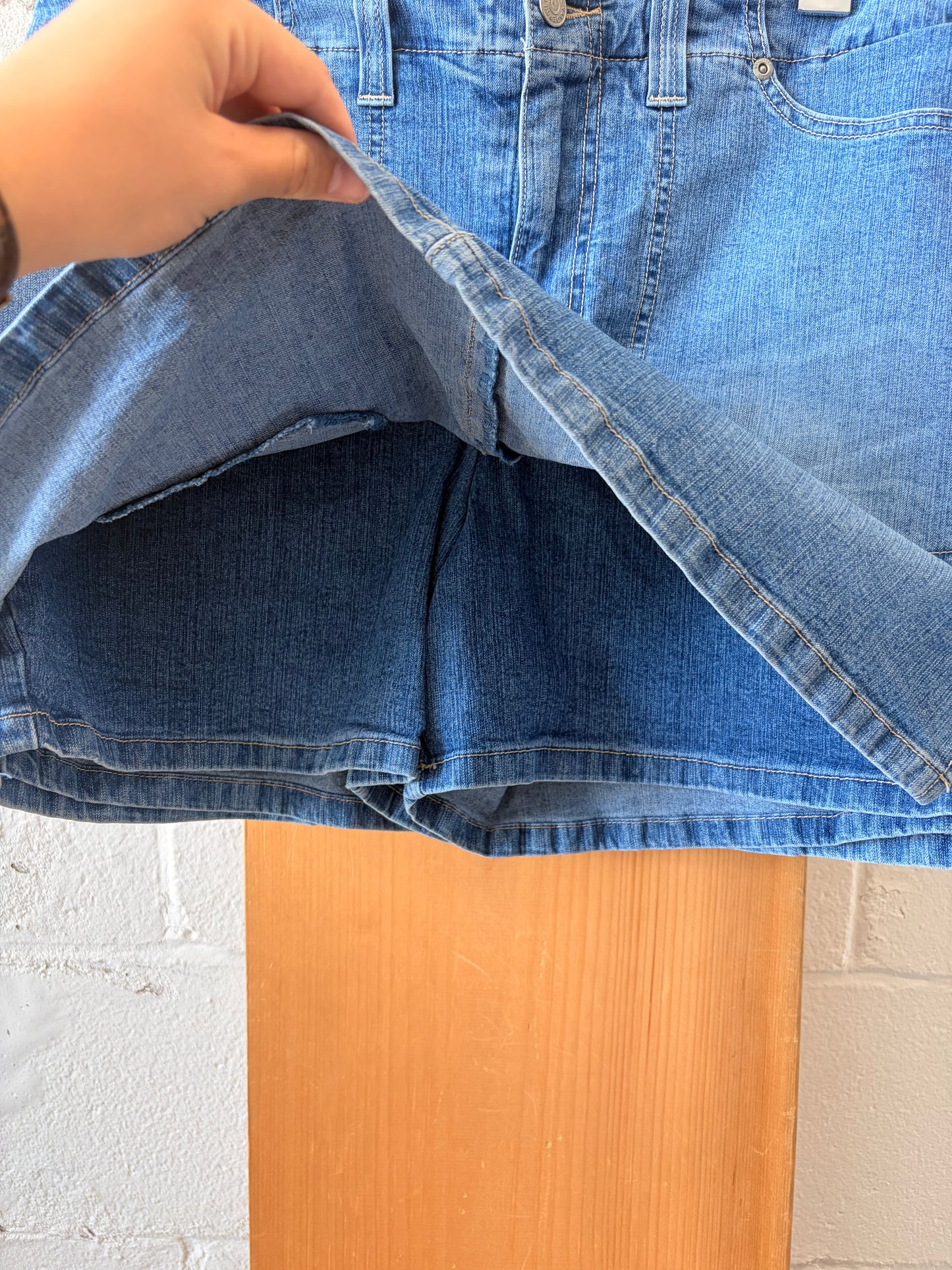 Denim Skort : 34”W