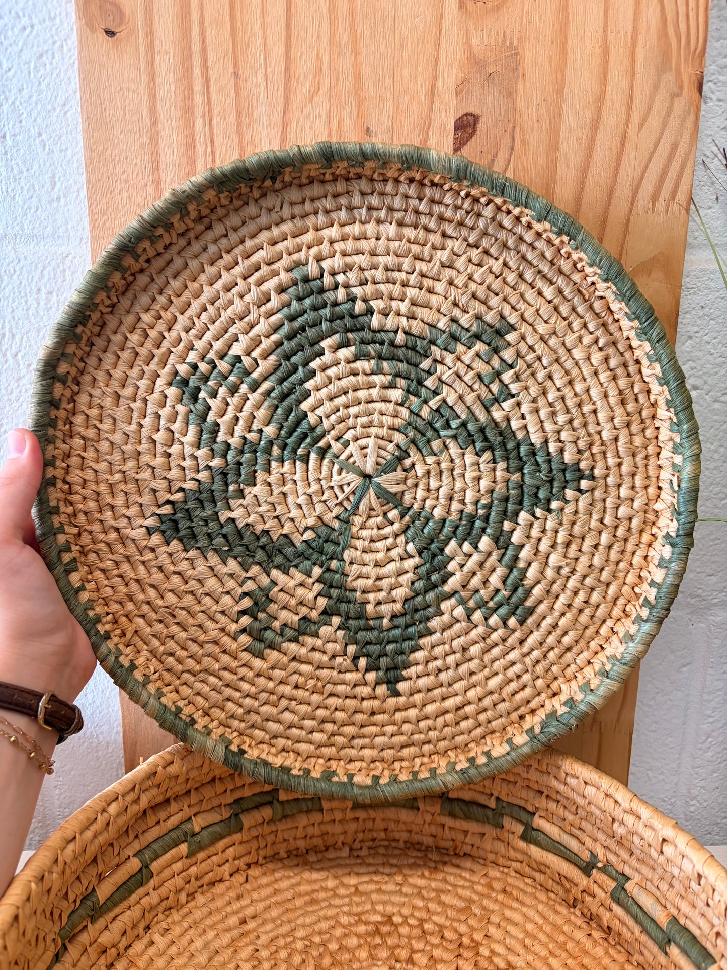 Vtg Pair of Woven Lidded Baskets (Local Pick Up Only)