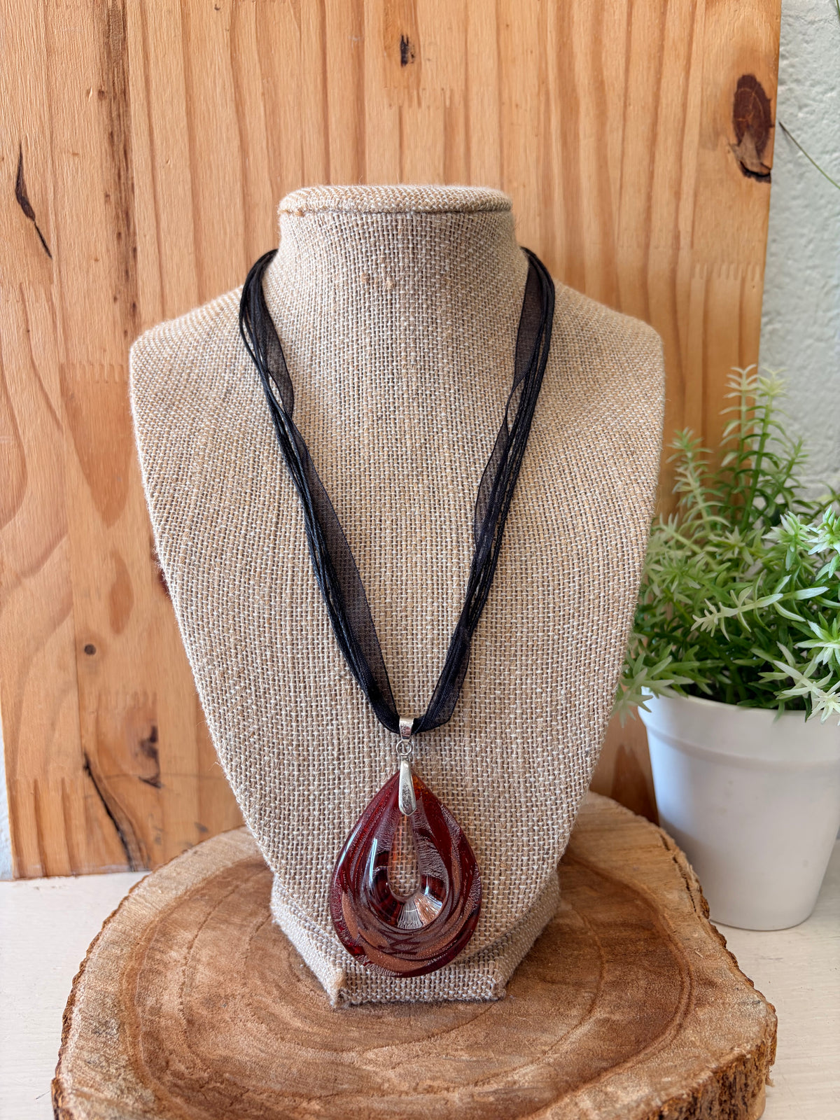Red & Silver Glass Teardrop Pendant Necklace