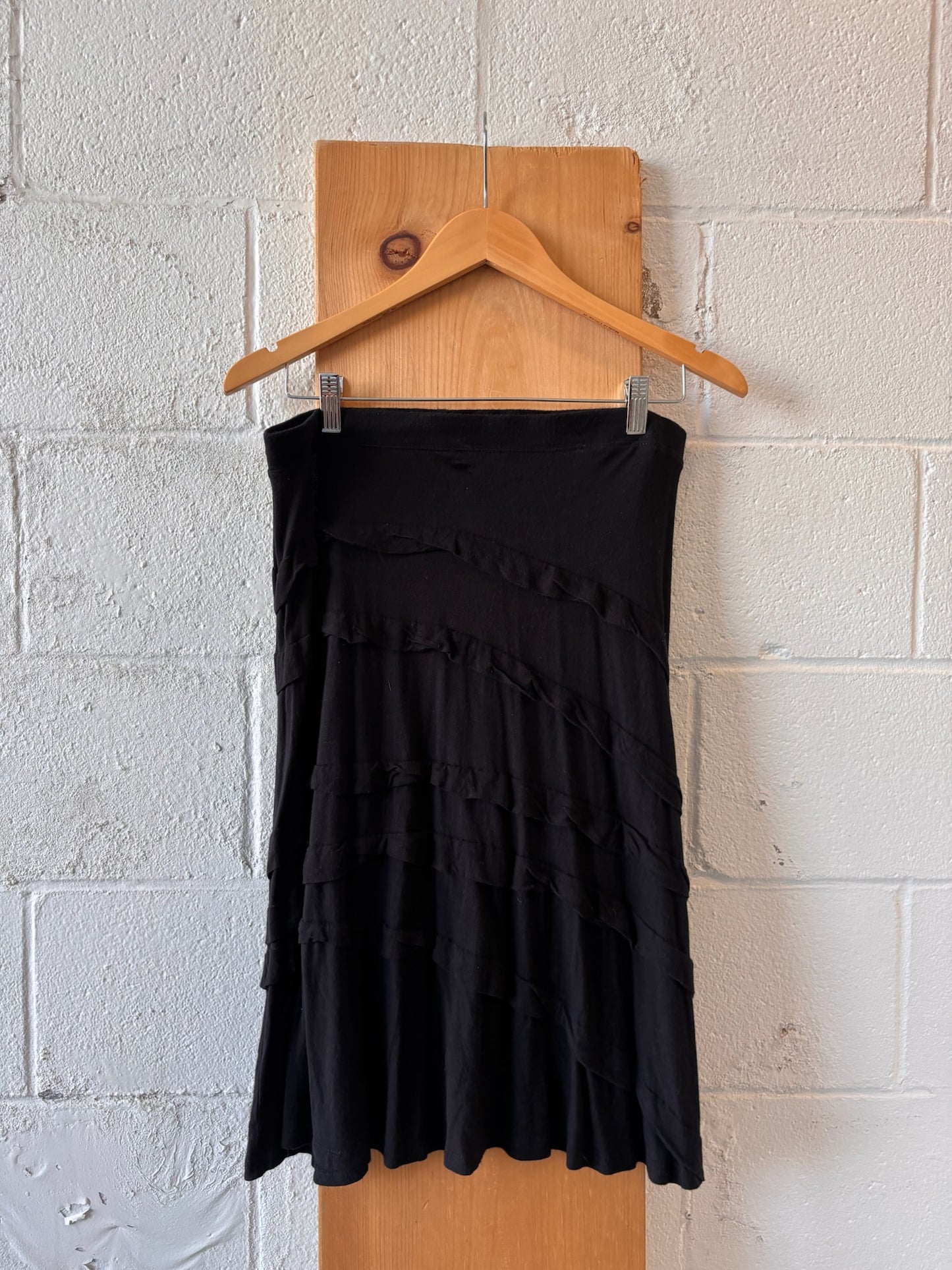 Black Skirt : M