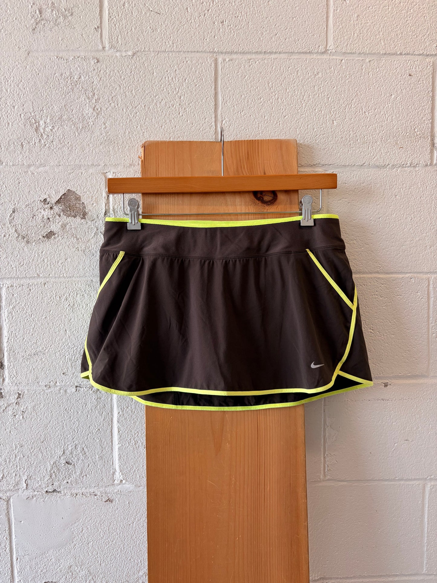 Brown Nike Tennis Skort : L