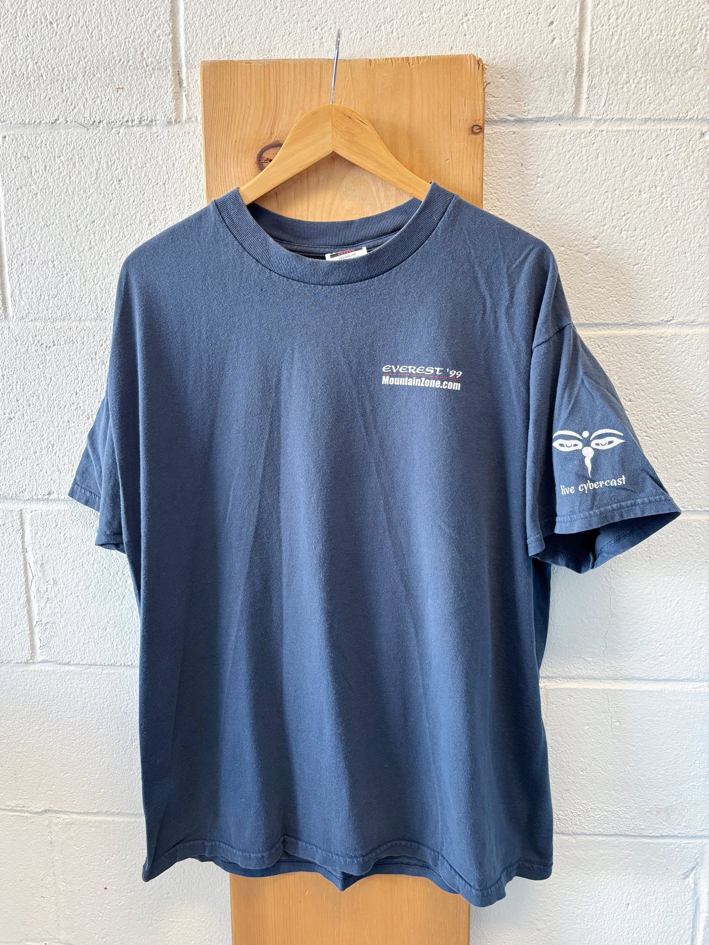 Vtg ‘99 Mt Everest Tee : XL
