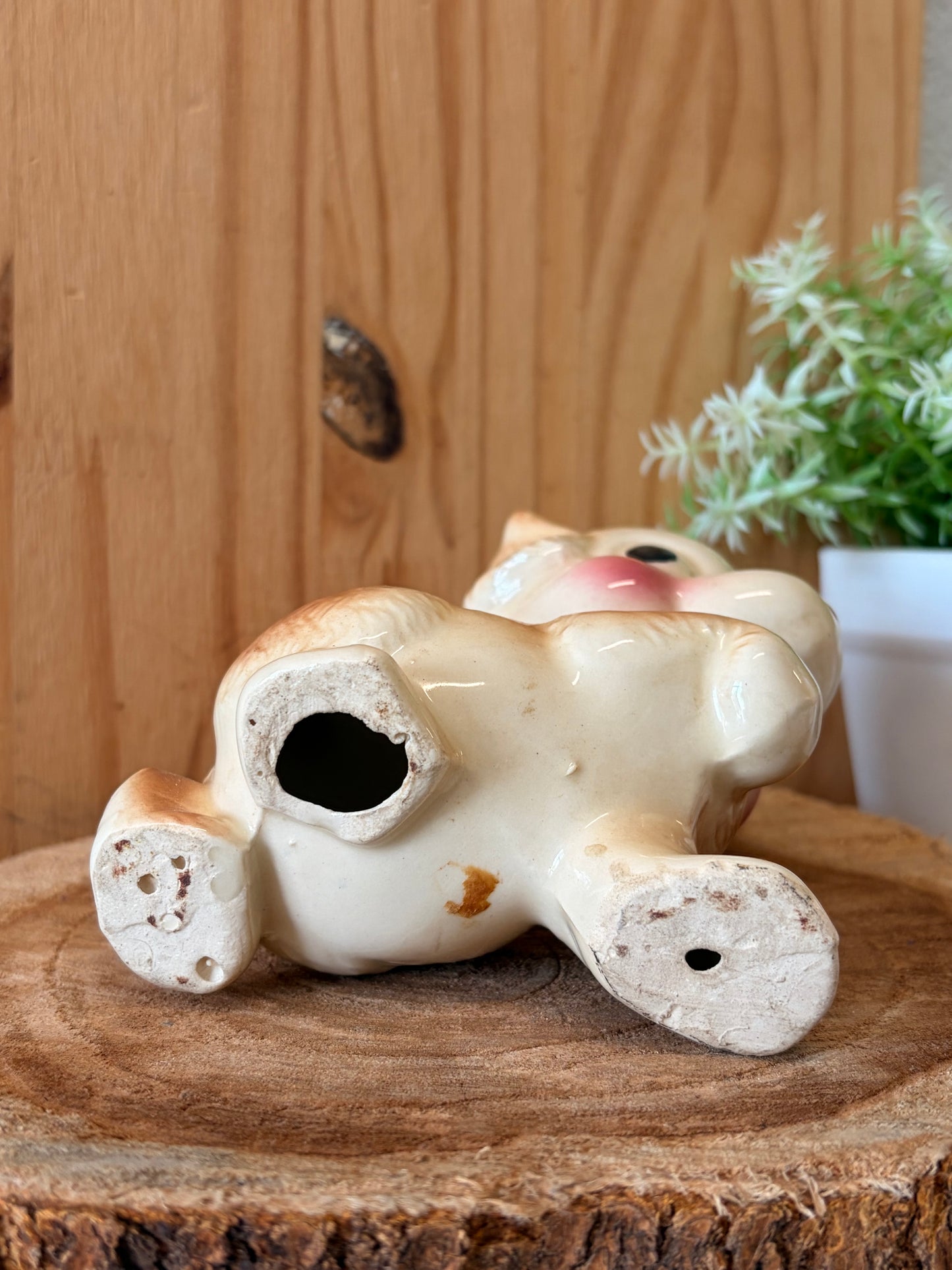 Vtg Little Blushing Puppy Figurine (Local Pick Up Only)