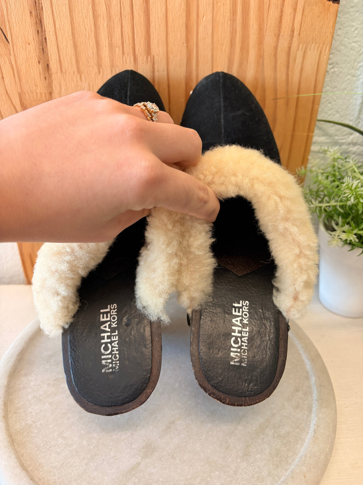 Michael Kors Studded Sherpa Clogs : Size 10