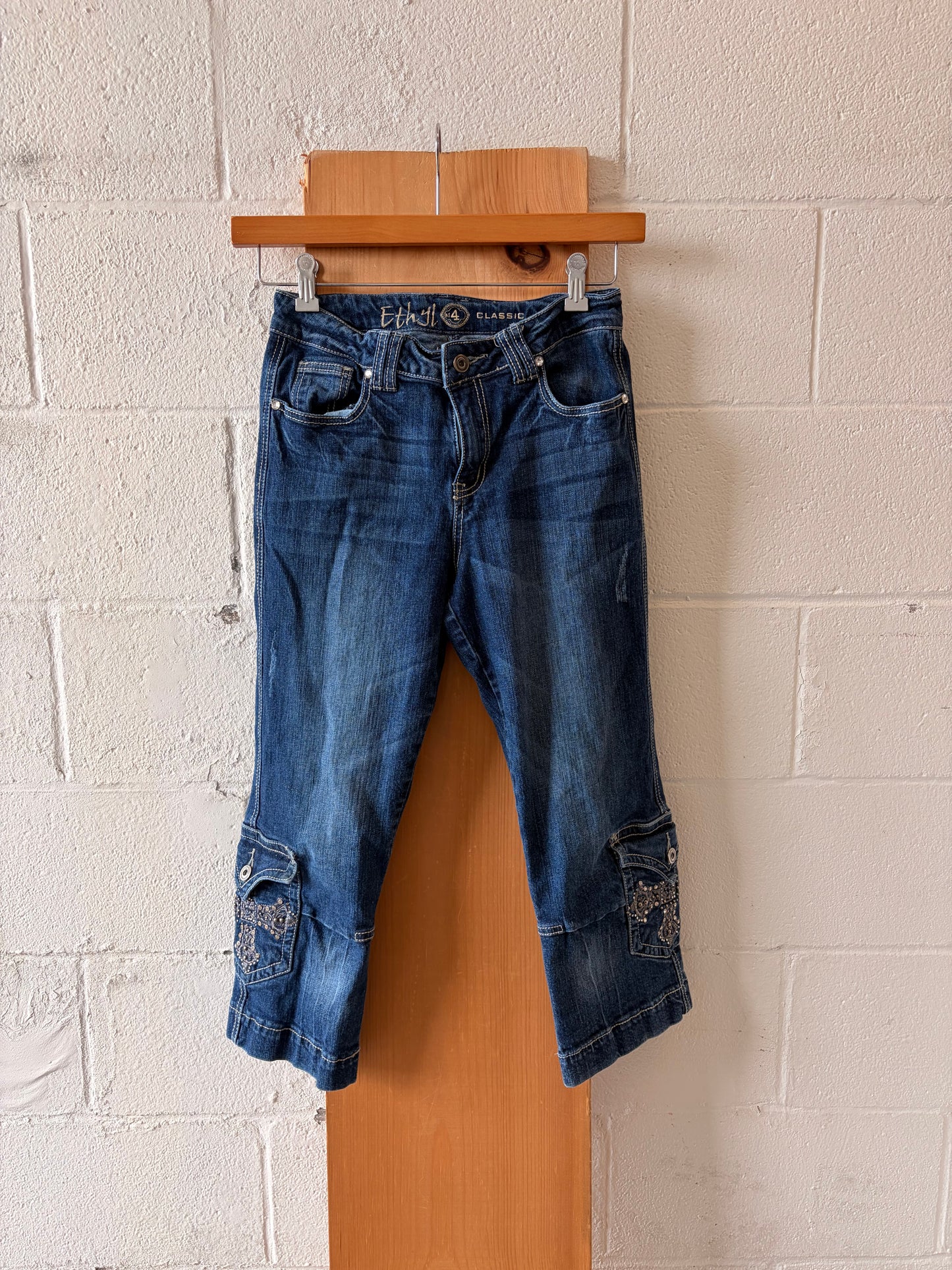 Cross Embellished Denim Capris : 4