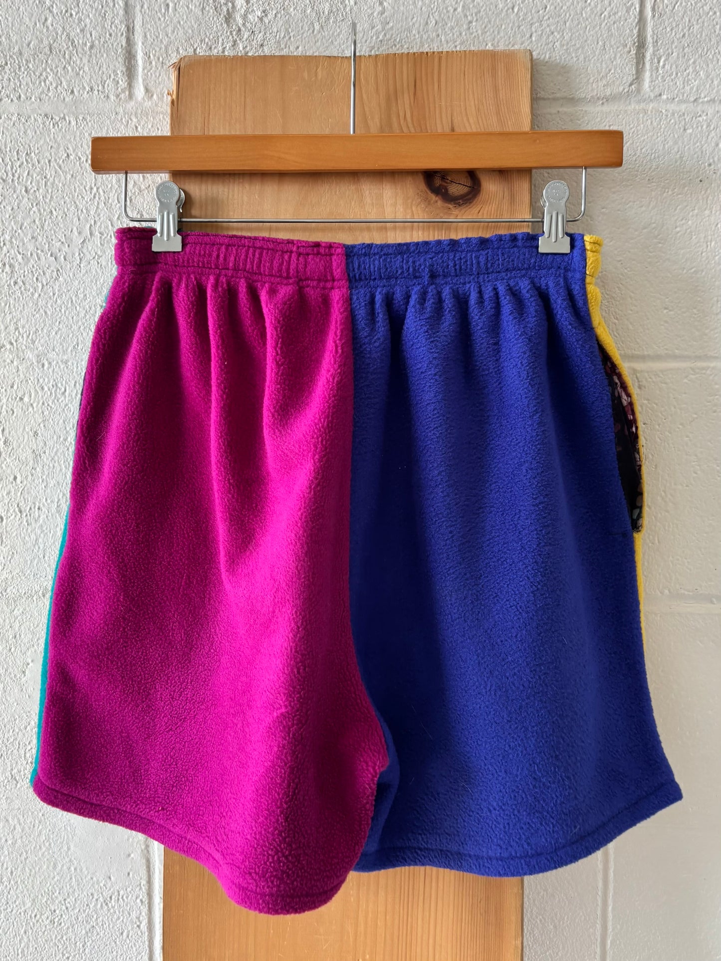 Vtg Fleece Color Block Shorts : 30” W