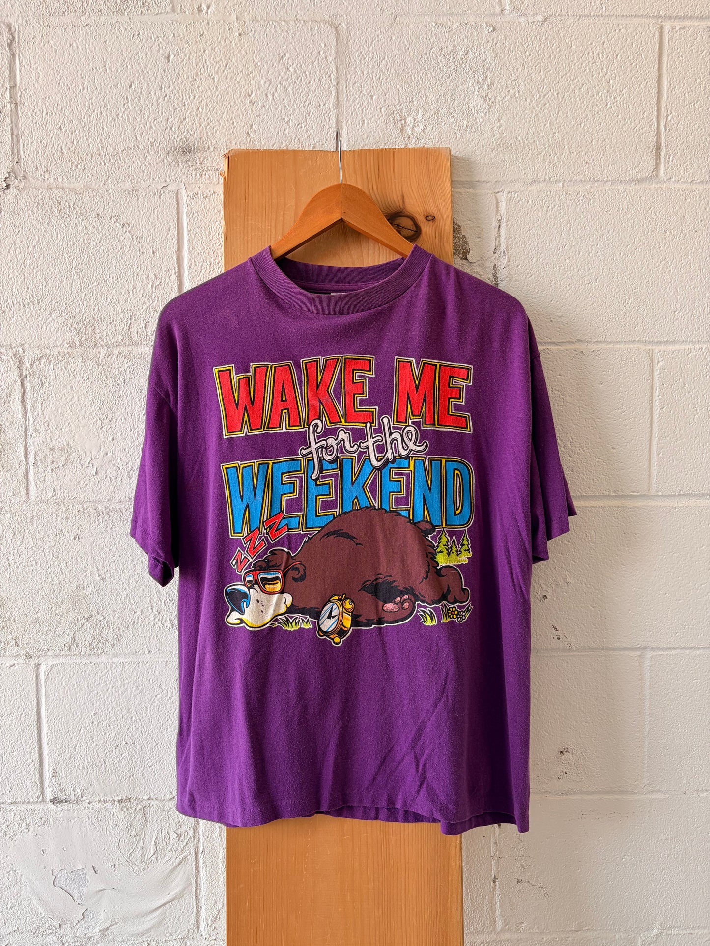 Vtg Single Stitch “Wake Me for the Weekend” Bear Tee : XL