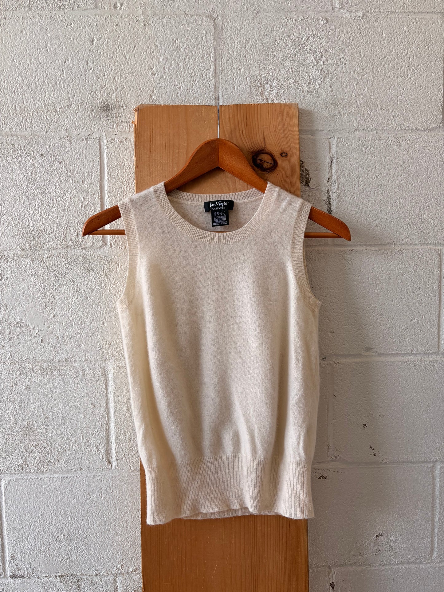 Sleeveless Cashmere Sweater : M
