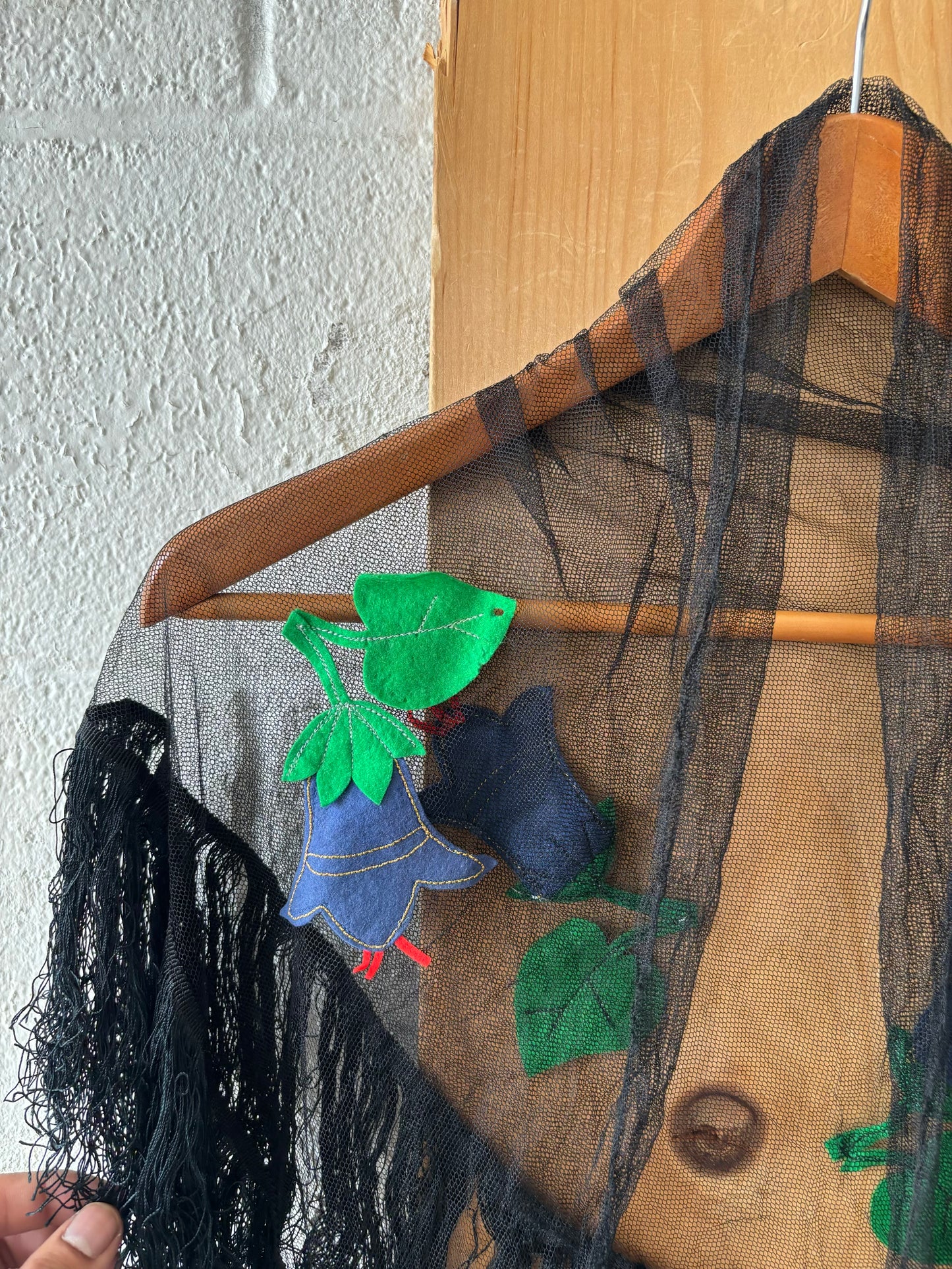 Vtg Sheer Shawl : OS