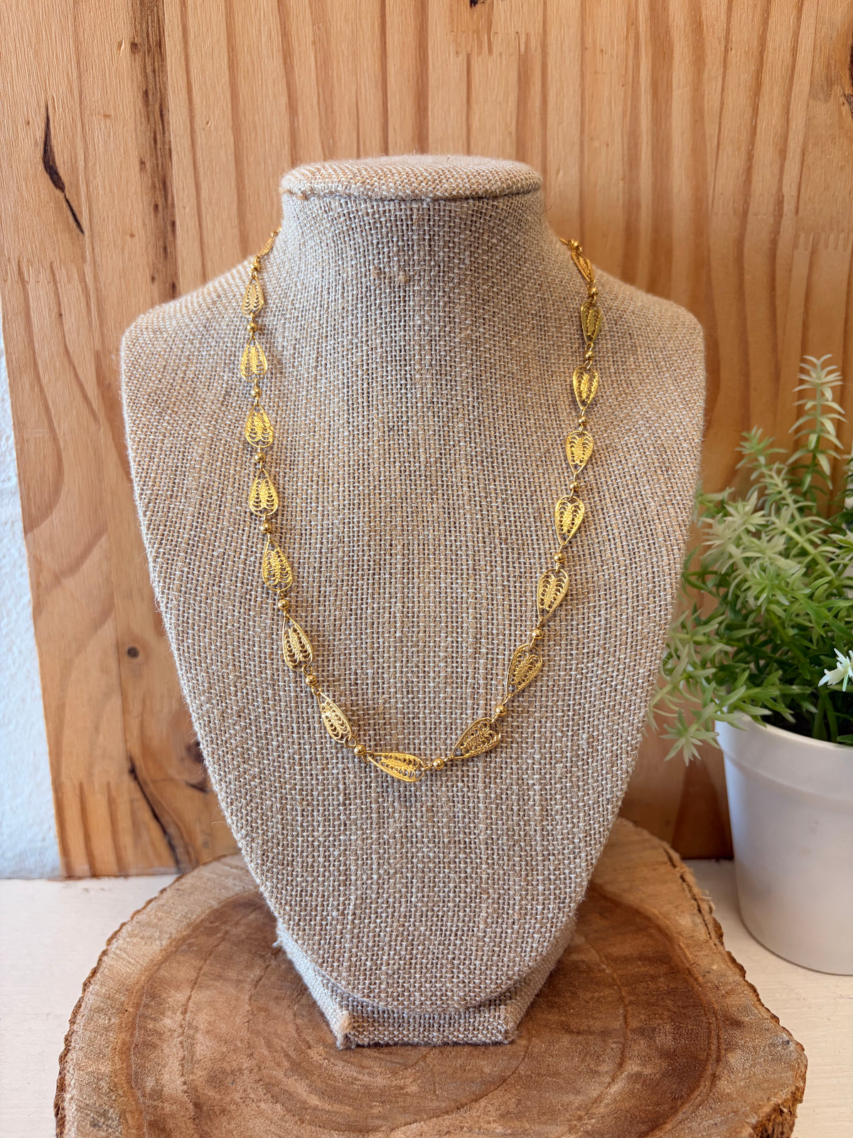 Trifari Gold Tone Filagree Necklace