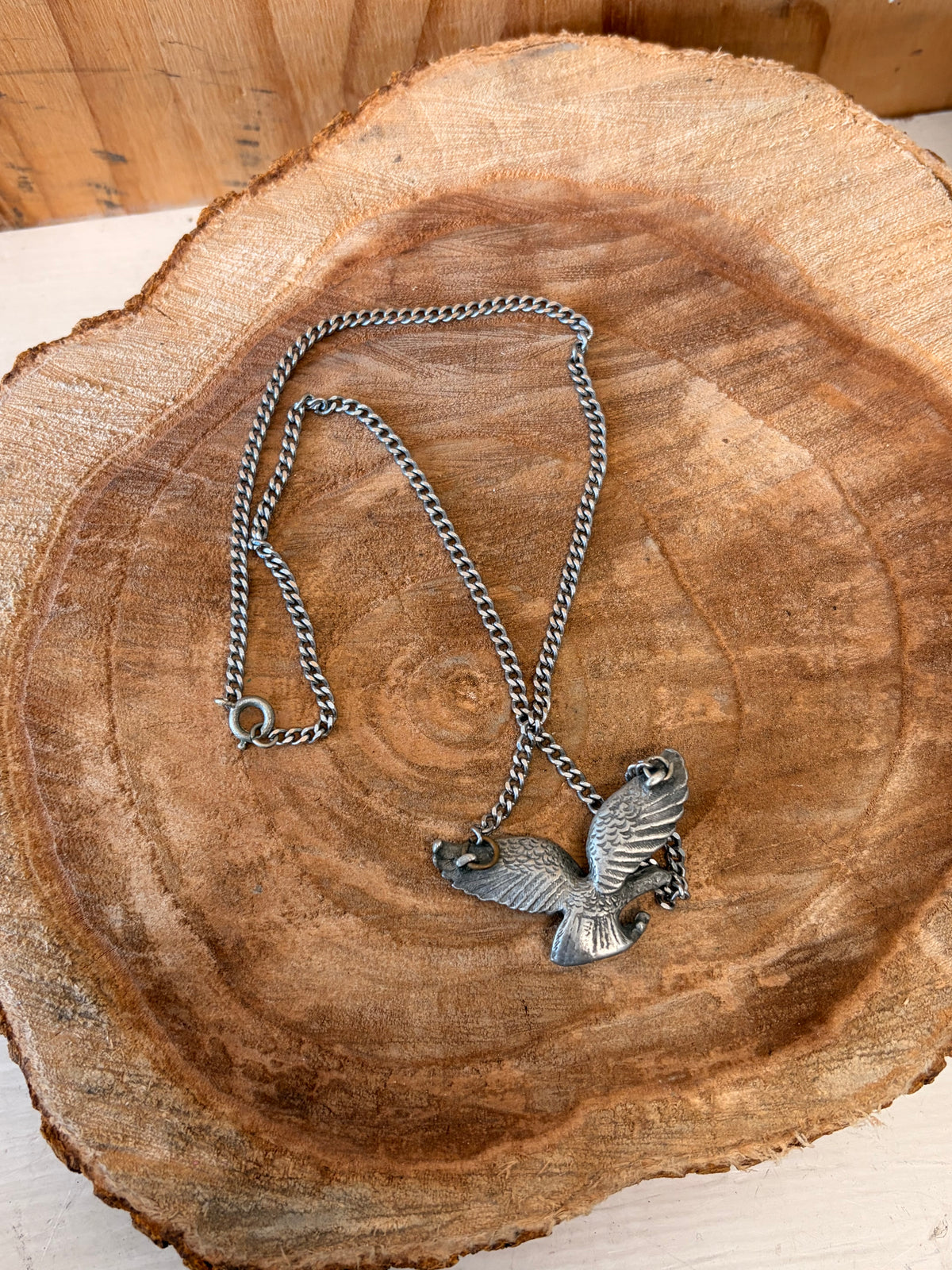 Vtg Avon Silver Tone Eagle Necklace