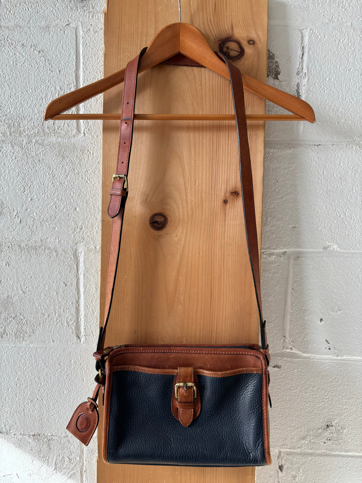 Vtg Leather Liz Claiborne Purse