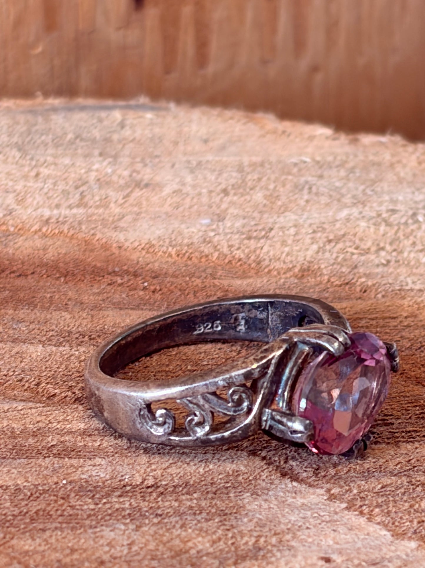 Sterling Pink Stone Ring : Size 6.75