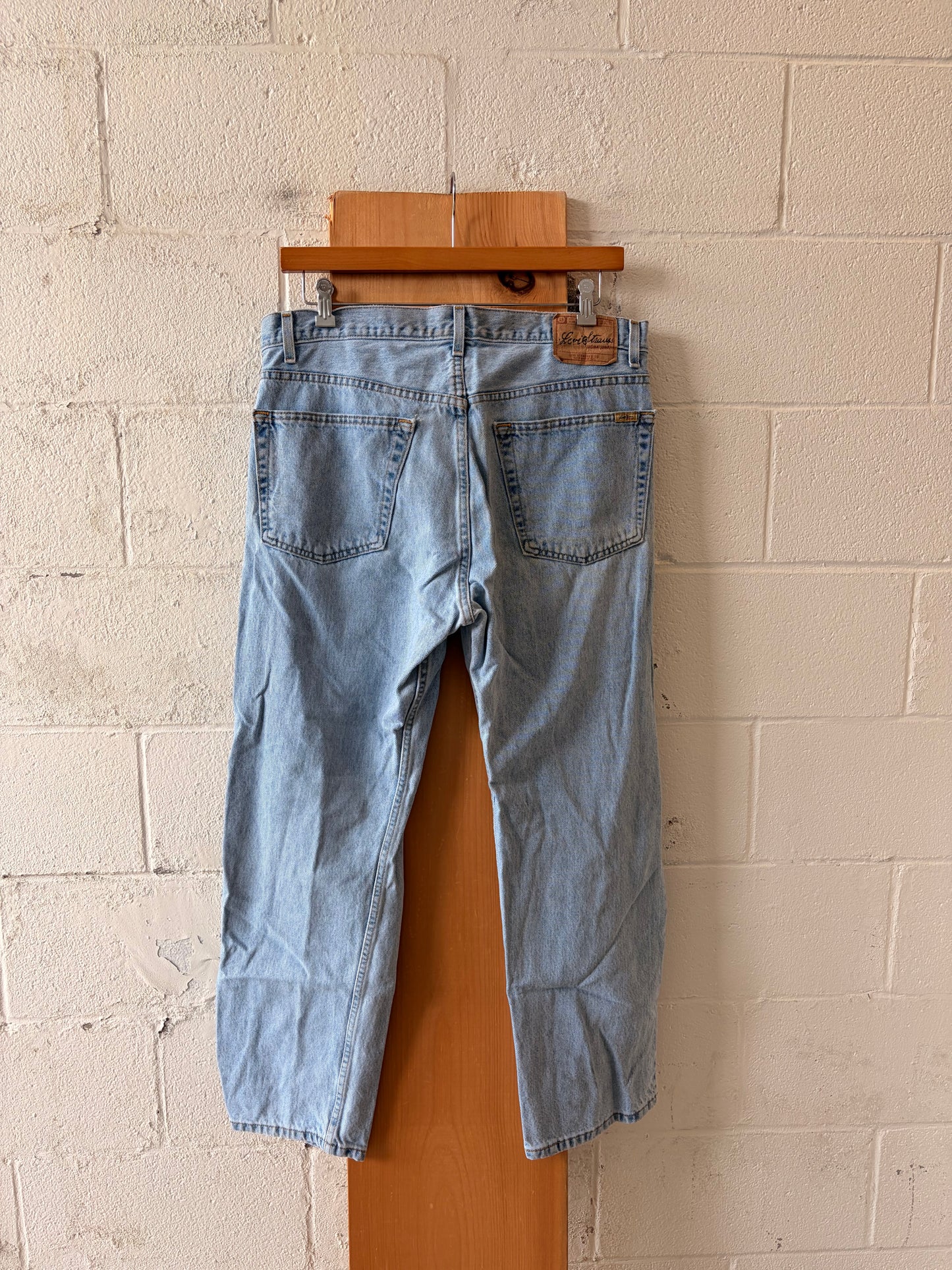 Y2K Light Wash Levi’s : 38x30