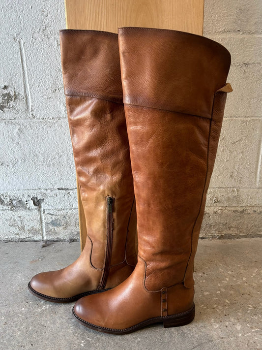 Brown Leather Over Knee Boots : 7.5 (Local Pick Up Only)
