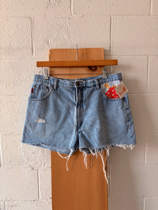 Bugle Boy Reworked Cut Off Shorts : 38W