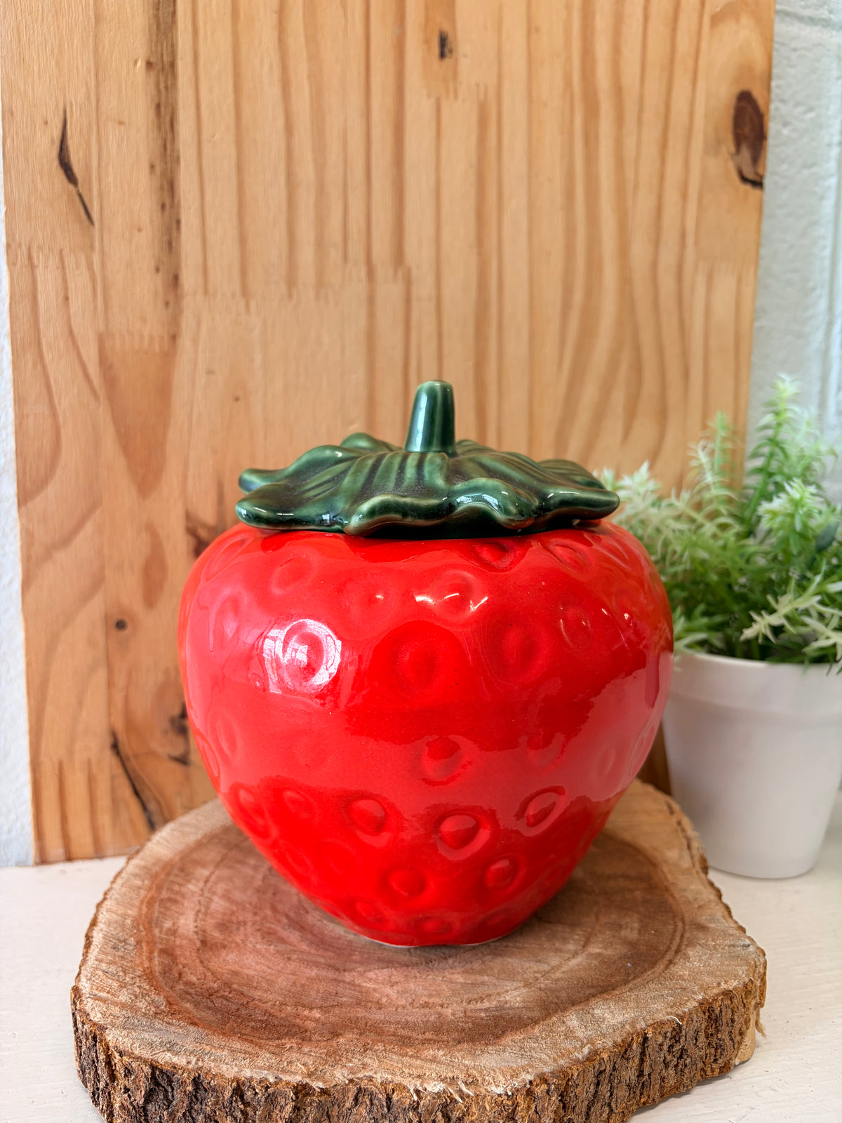 Vtg Strawberry Jar (Local Pick Up Only)
