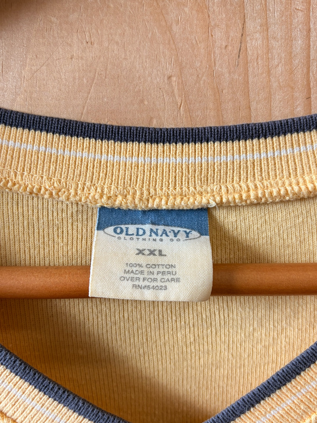 Yellow Old Navy V Neck Tee : XXL